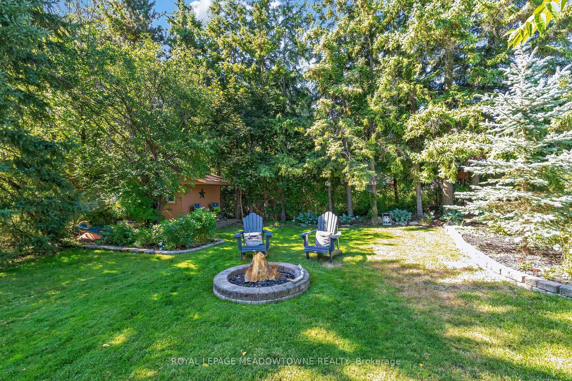 Photo 37 of 30 Metcalfe Court, Halton Hills, Georgetown — HOMEH