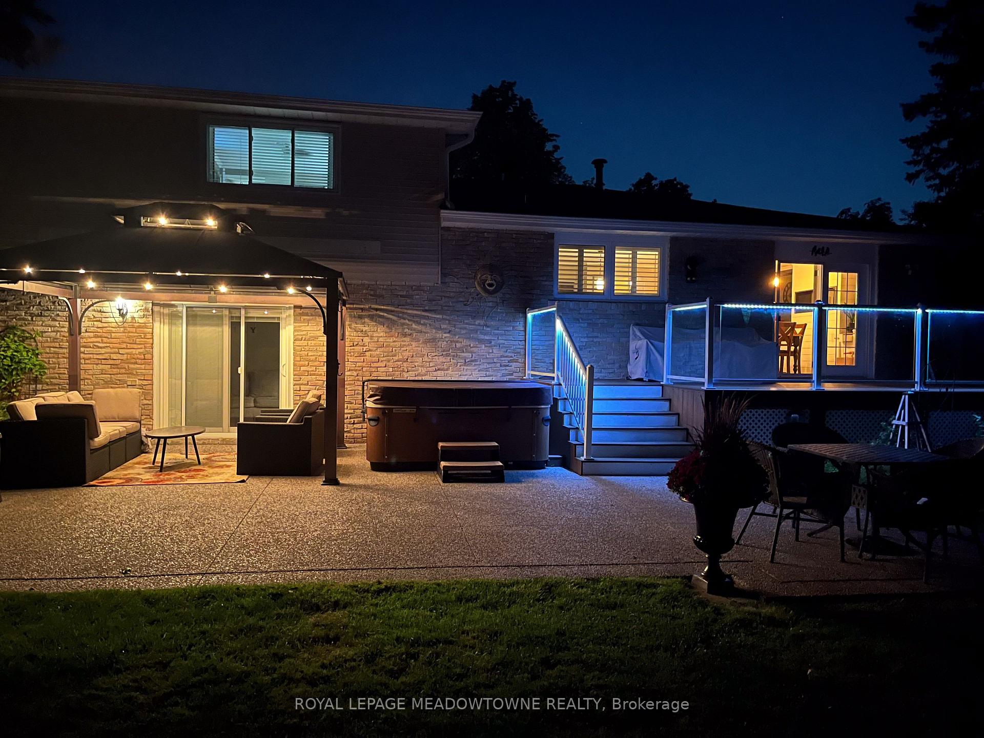 Photo 46 of 30 Metcalfe Court, Halton Hills, Georgetown — HOMEH