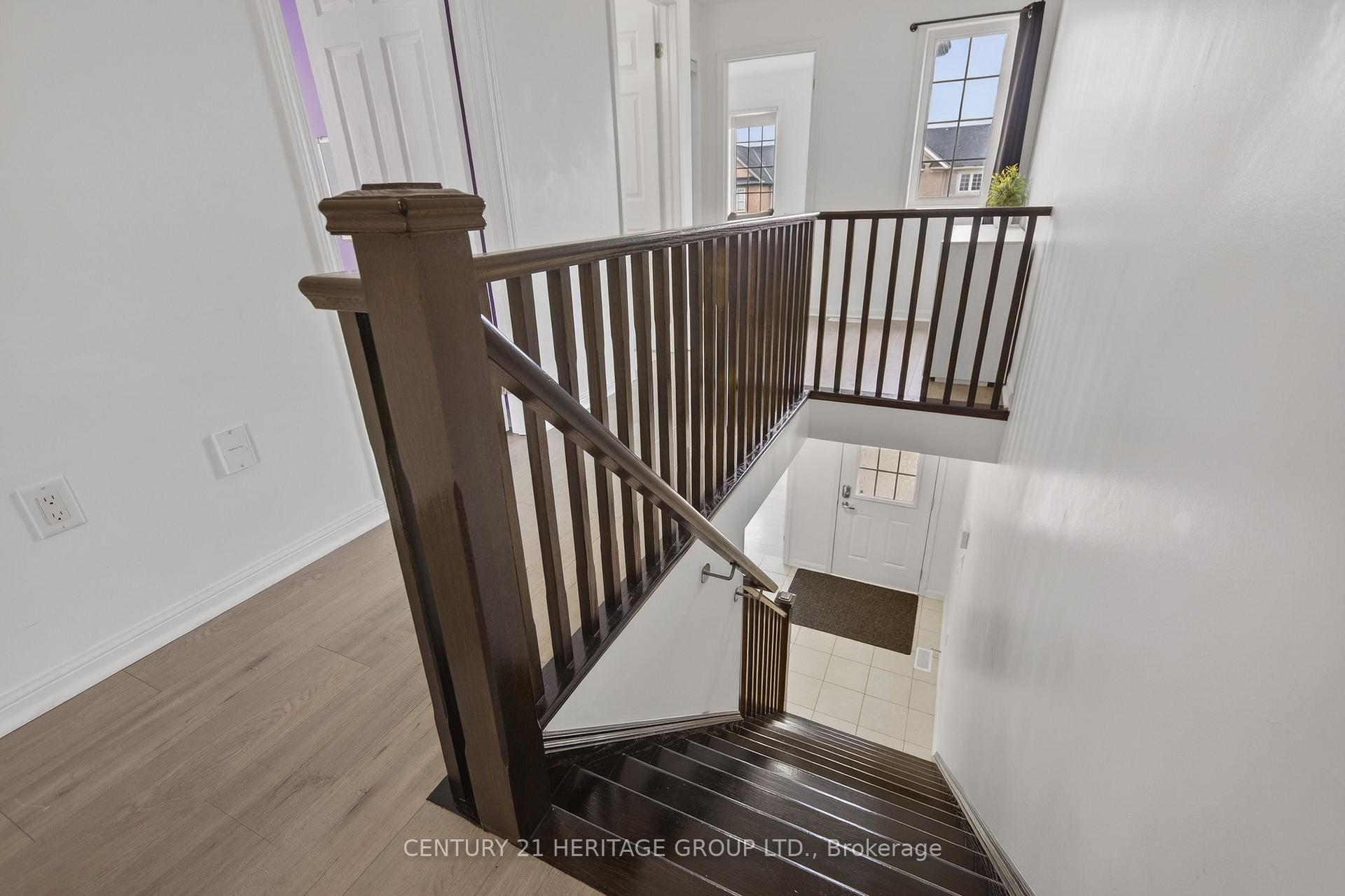 Photo 7 of 17 Gordon Drive, New Tecumseth, Alliston — HOMEH
