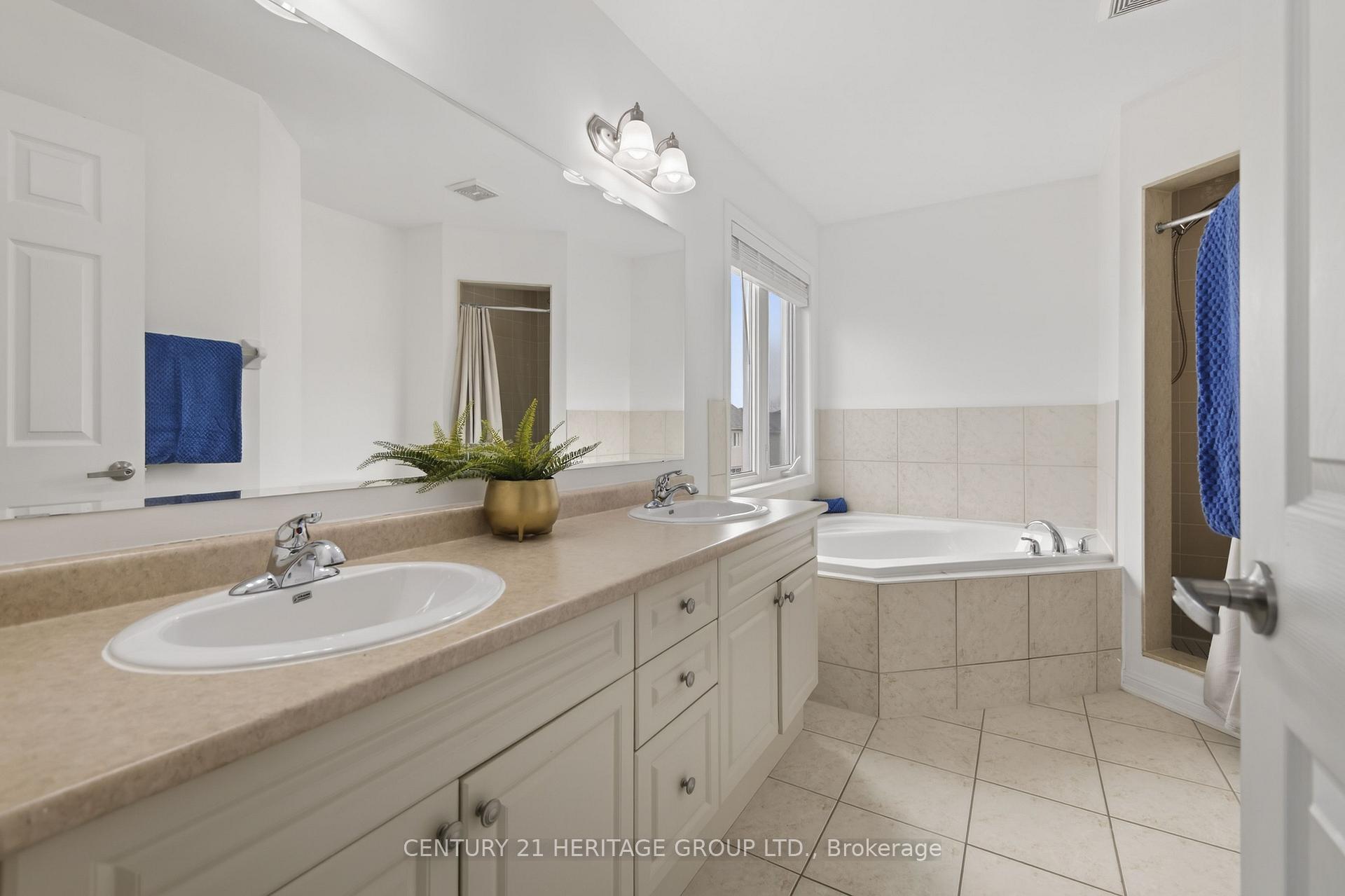 Photo 19 of 17 Gordon Drive, New Tecumseth, Alliston — HOMEH
