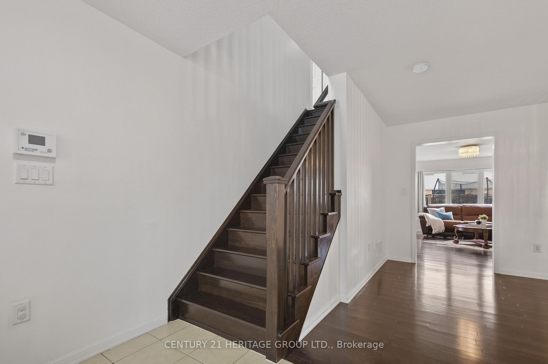 Photo 29 of 17 Gordon Drive, New Tecumseth, Alliston — HOMEH