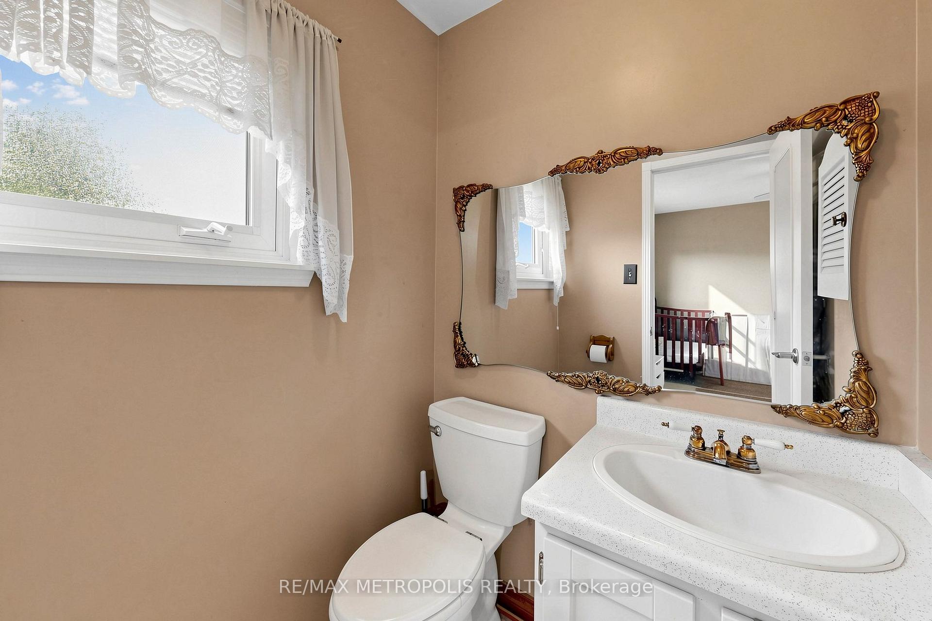 Photo 30 of Unit 96, 580 Eyer Drive, Pickering, West Shore — HOMEH