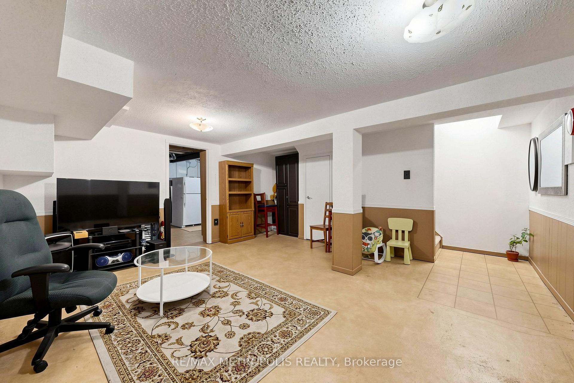 Photo 43 of Unit 96, 580 Eyer Drive, Pickering, West Shore — HOMEH