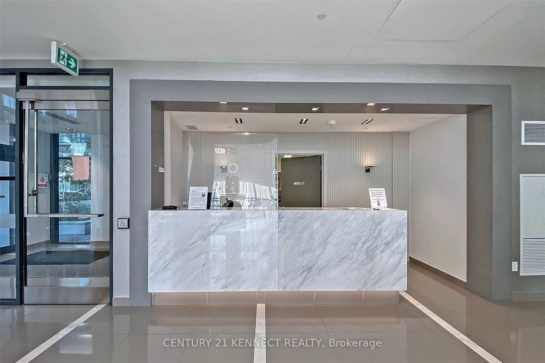 Photo 3 of Unit Lph11, 75 Oneida Crescent, Richmond Hill, Doncrest — HOMEH