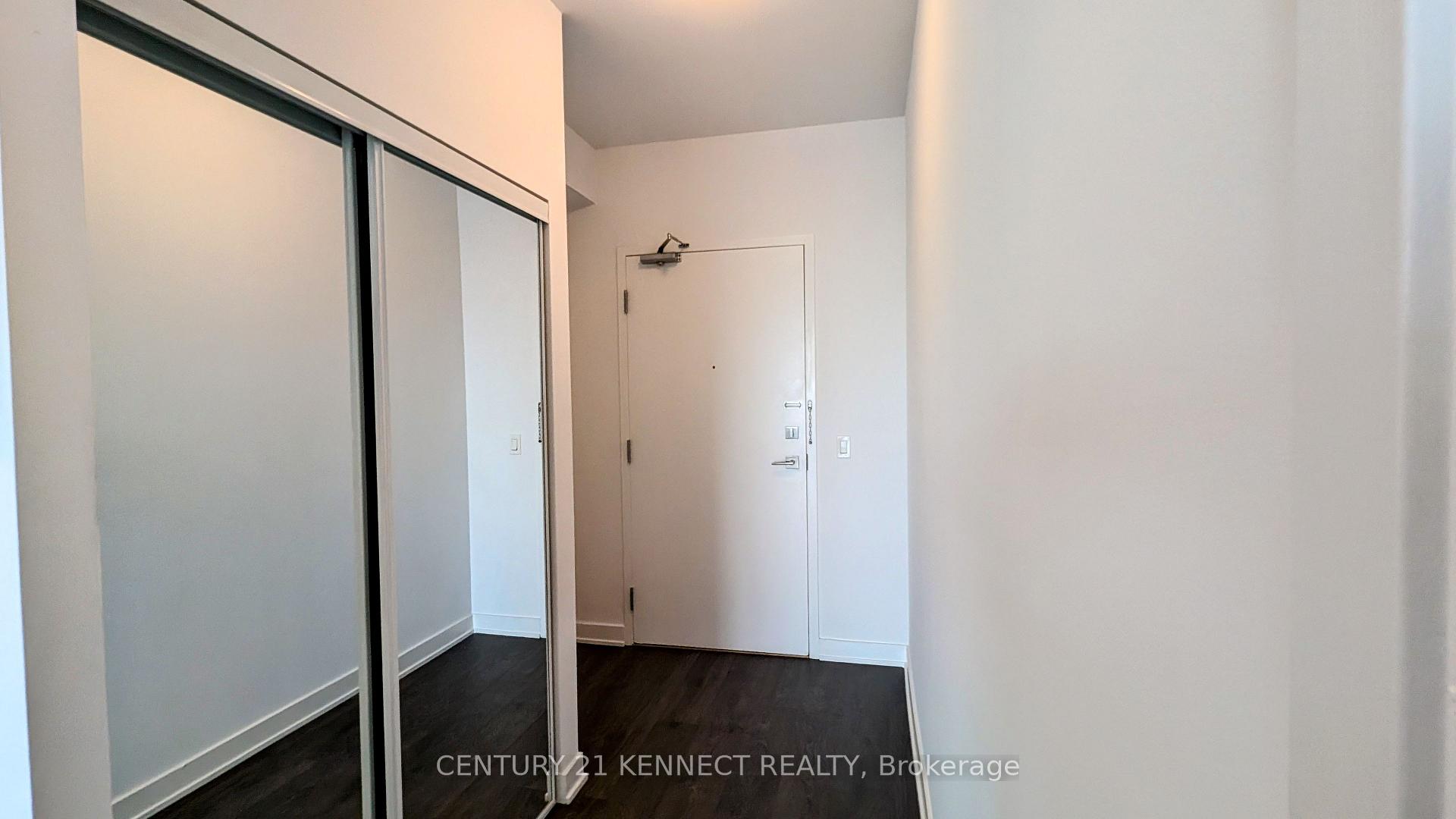 Photo 6 of Unit Lph11, 75 Oneida Crescent, Richmond Hill, Doncrest — HOMEH