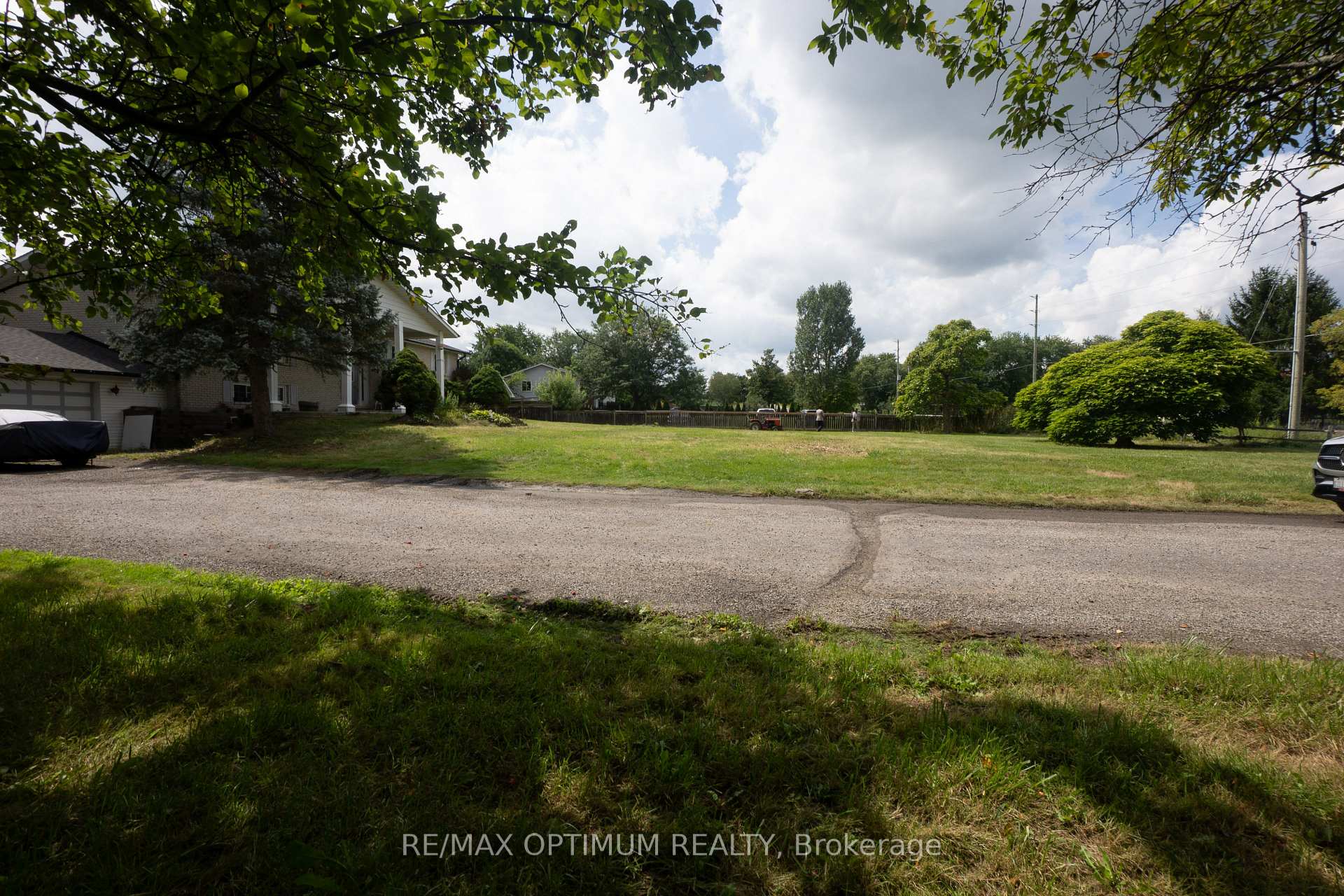 Photo 13 of 11900 5 Side Road, Halton Hills, Rural Halton Hills — HOMEH
