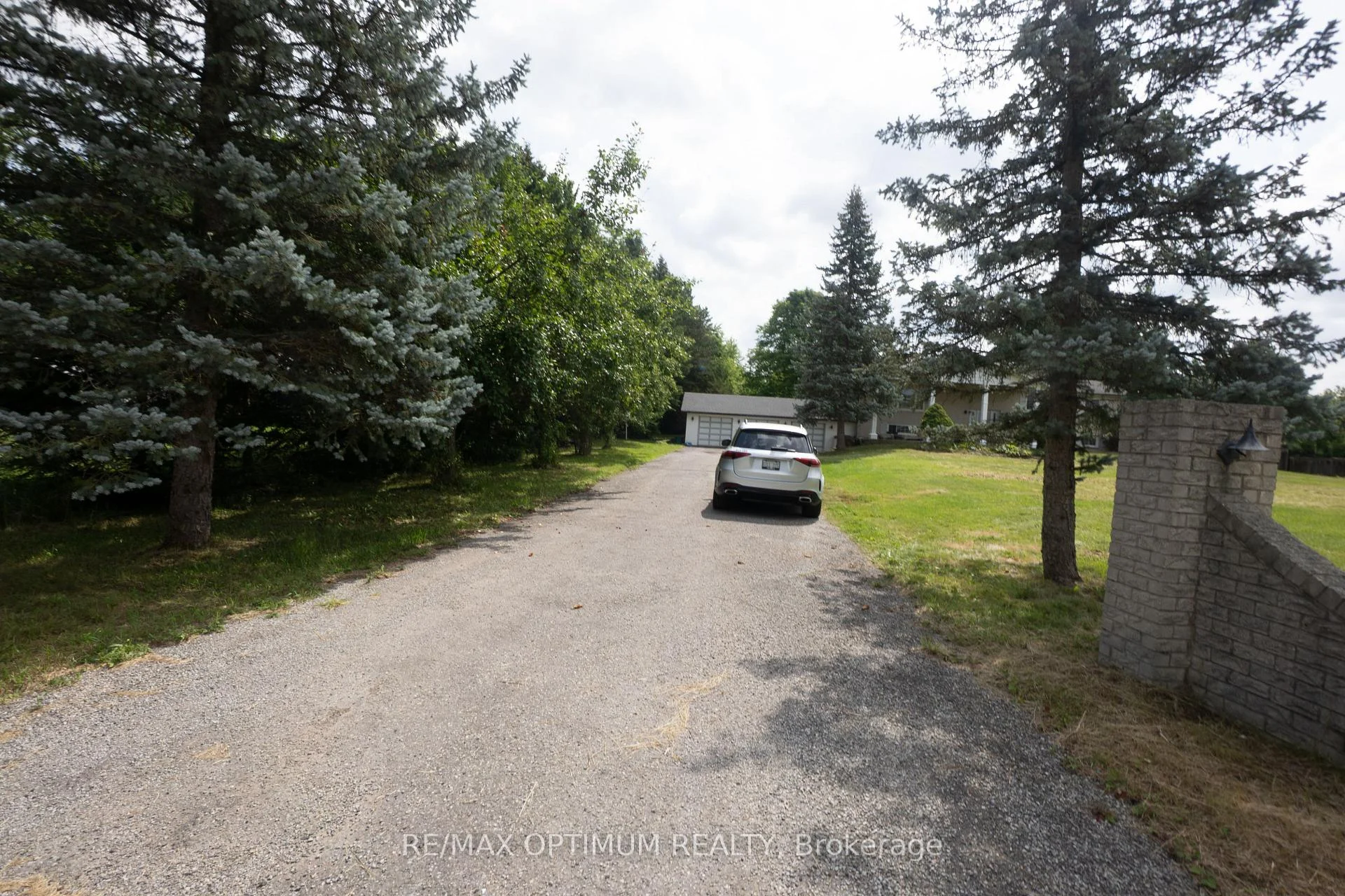 Photo 7 of 11900 5 Side Road, Halton Hills, Rural Halton Hills — HOMEH