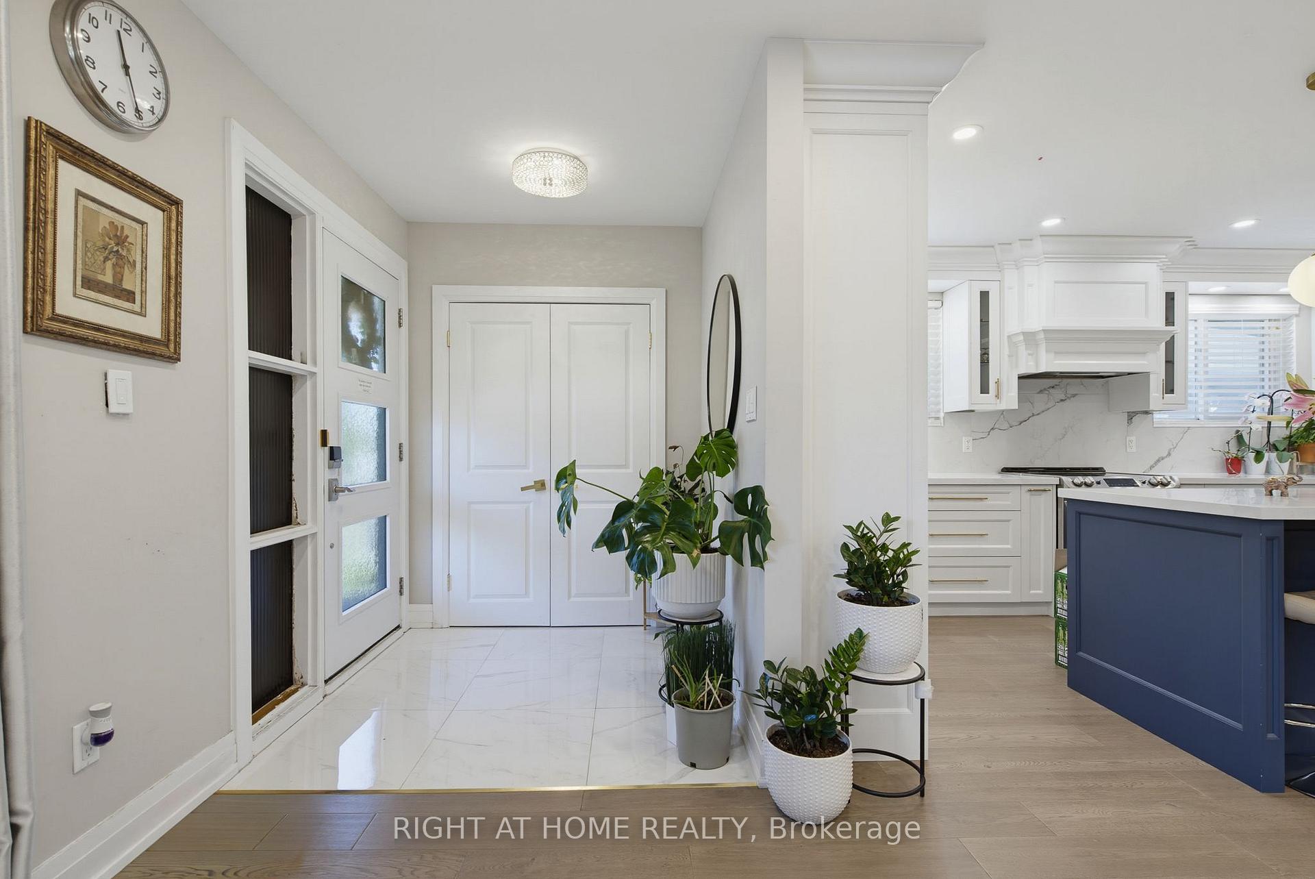 Photo 5 of 363 Sentinel Road, North York, York University Heights — HOMEH