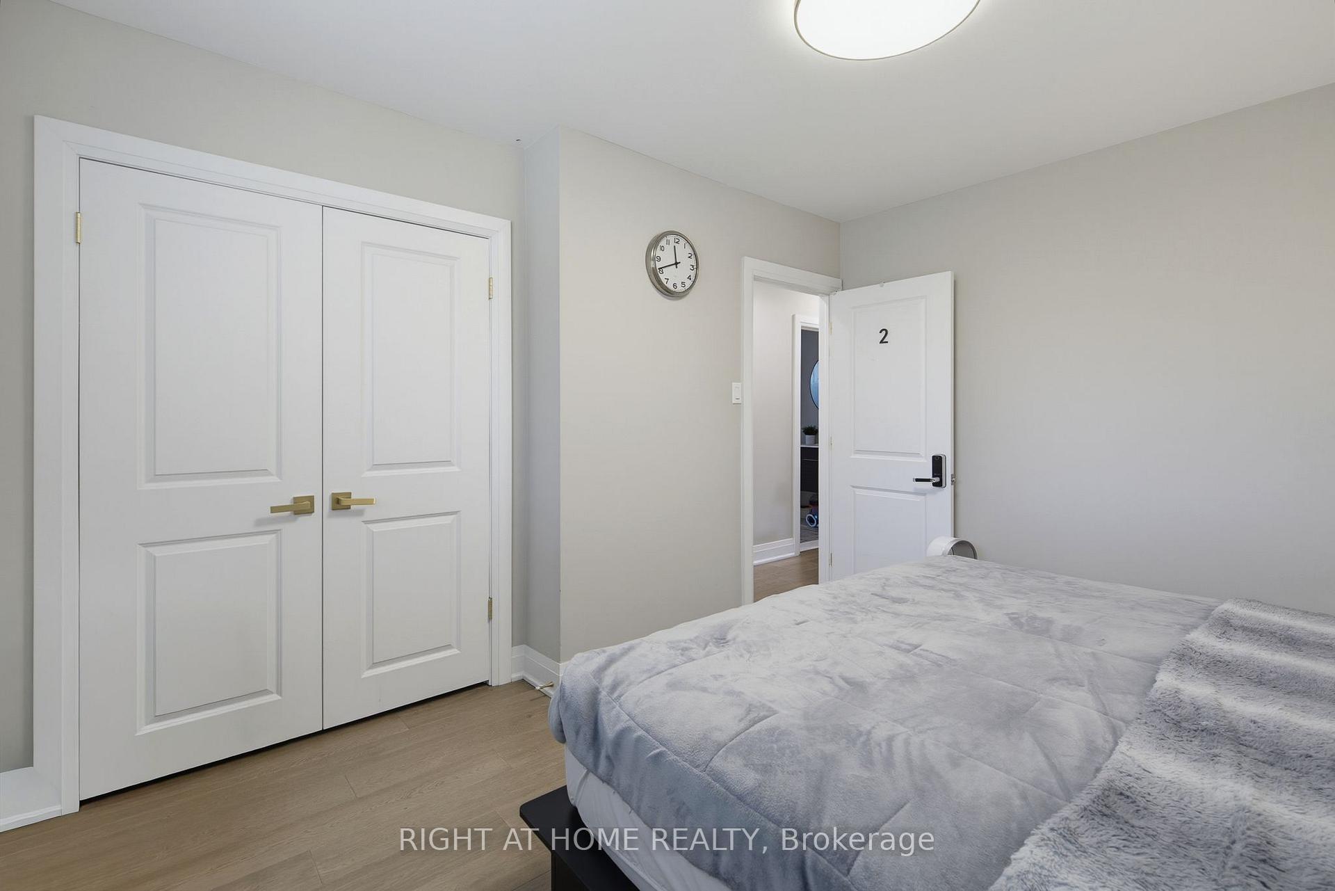 Photo 18 of 363 Sentinel Road, North York, York University Heights — HOMEH