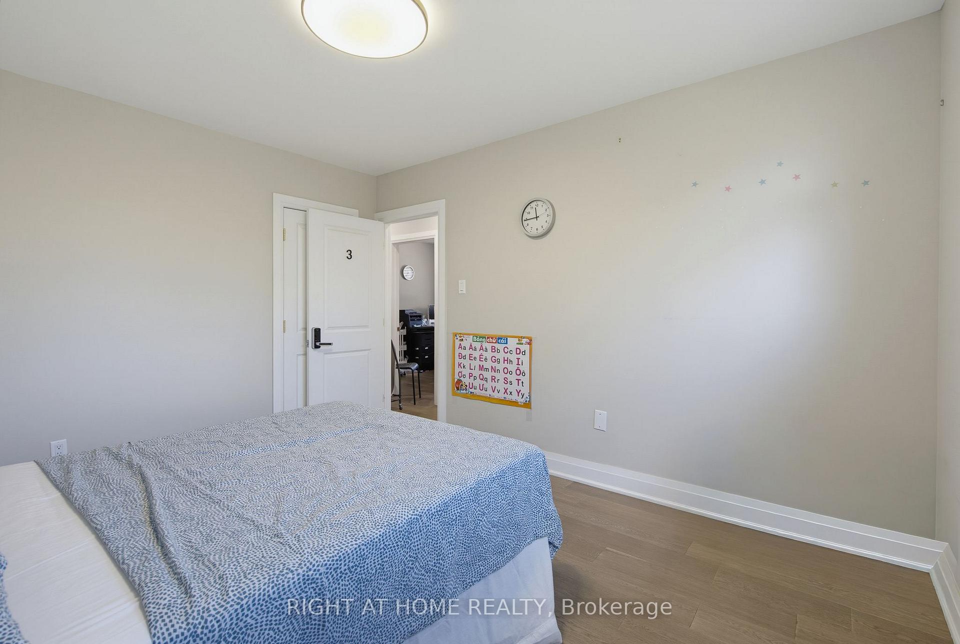 Photo 20 of 363 Sentinel Road, North York, York University Heights — HOMEH