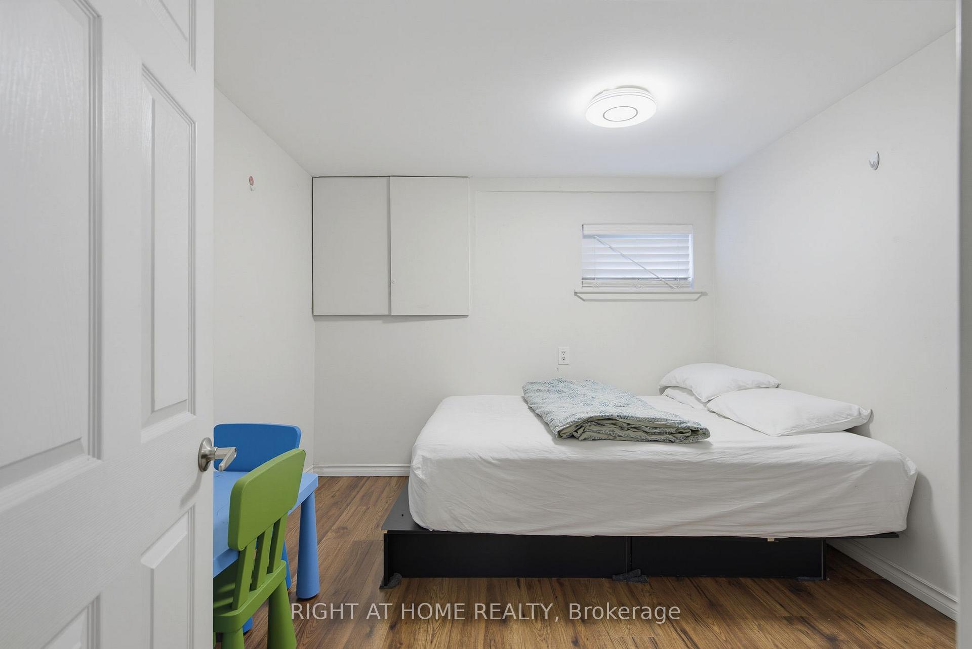 Photo 29 of 363 Sentinel Road, North York, York University Heights — HOMEH