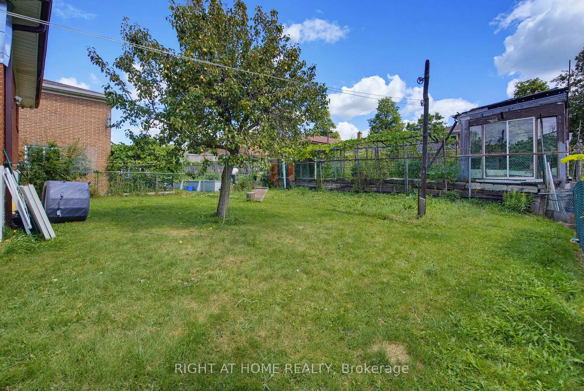 Photo 36 of 363 Sentinel Road, North York, York University Heights — HOMEH