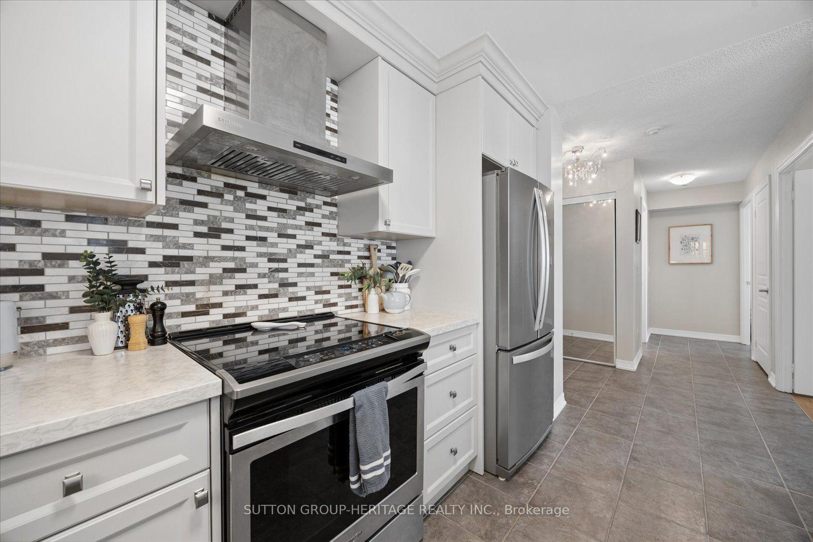 Photo 14 of Unit 603, 1600 Charles Street, Whitby, Port Whitby — HOMEH