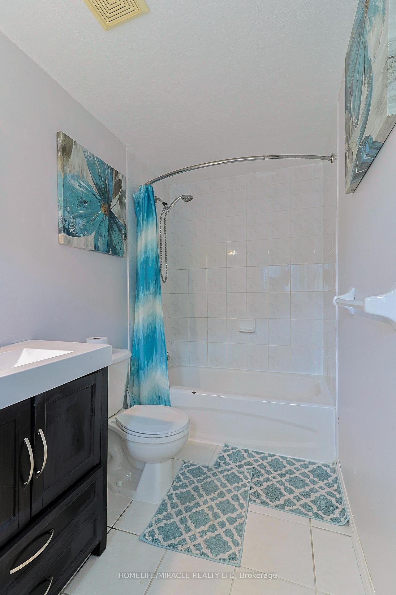 Photo 27 of 46 Heatherwood Place, Kitchener, Highland West — HOMEH