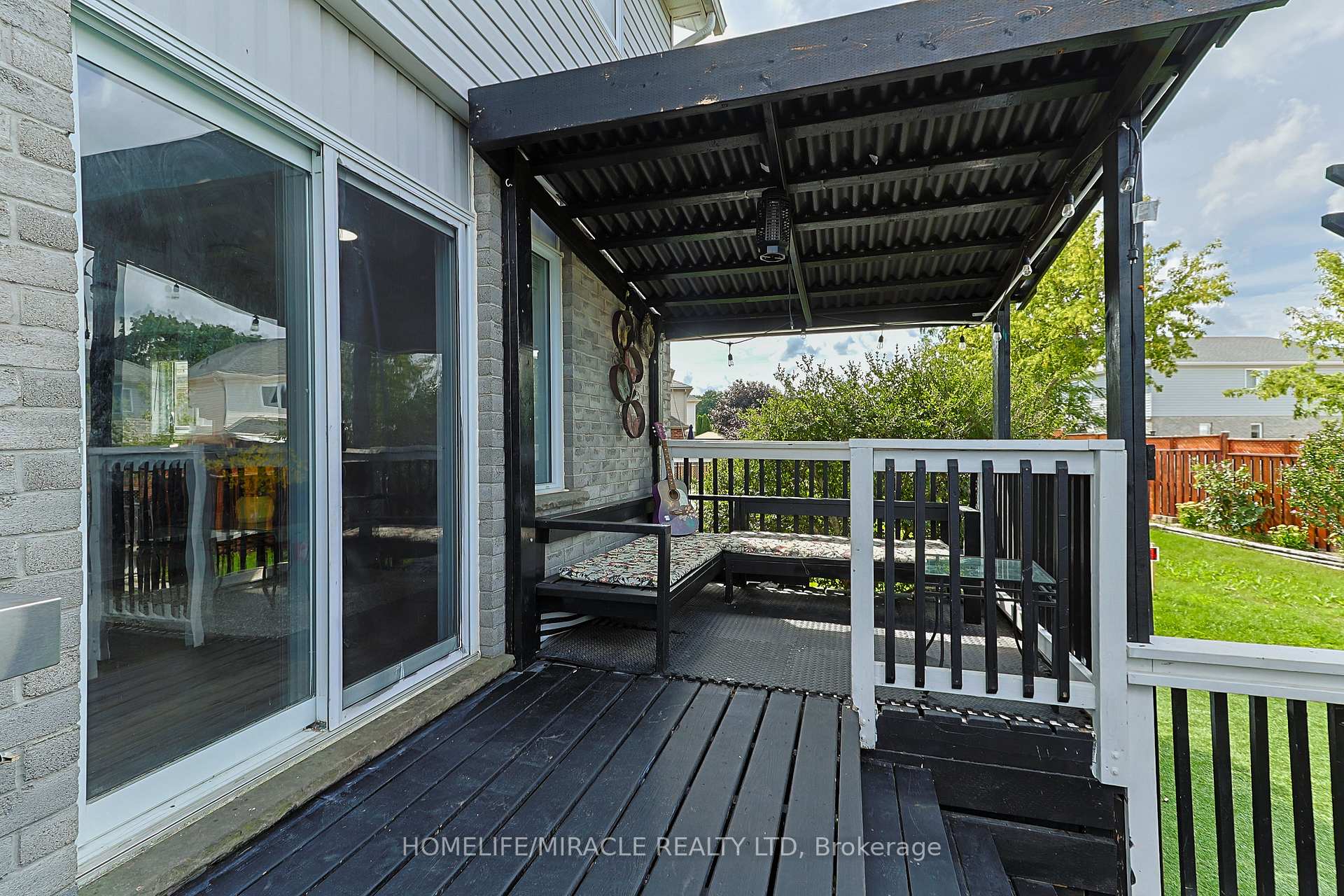 Photo 30 of 46 Heatherwood Place, Kitchener, Highland West — HOMEH