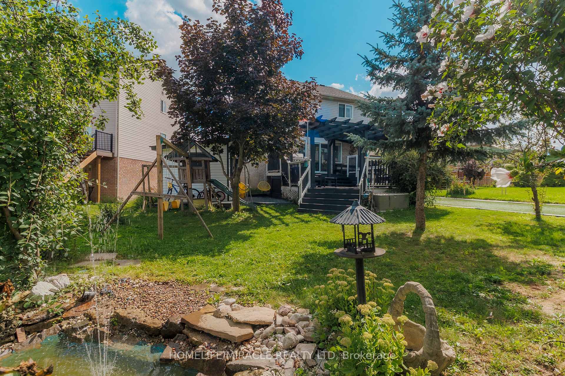 Photo 38 of 46 Heatherwood Place, Kitchener, Highland West — HOMEH