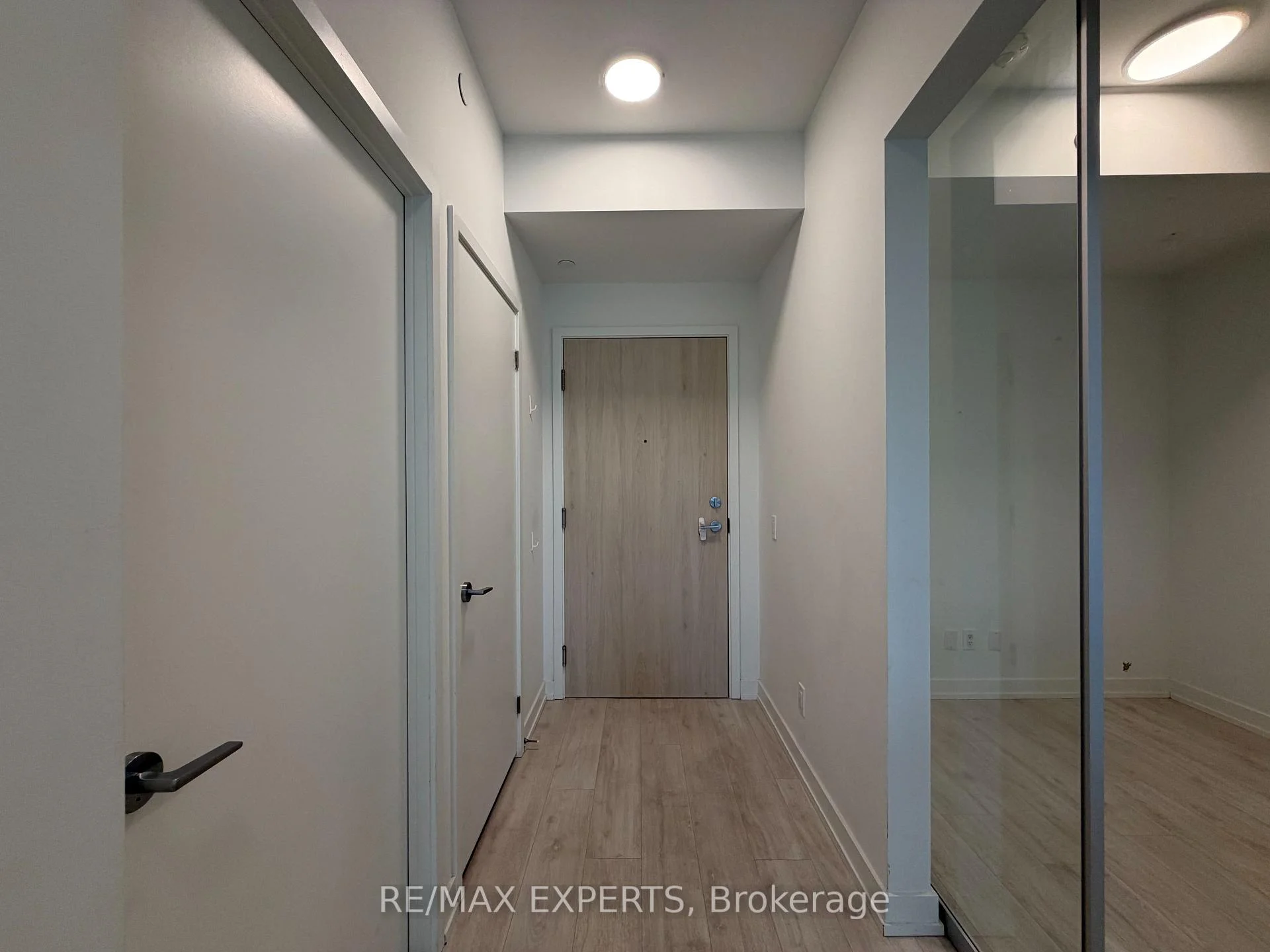Photo 6 of Unit 431, 181 Sheppard Avenue E, North York, Willowdale East — HOMEH