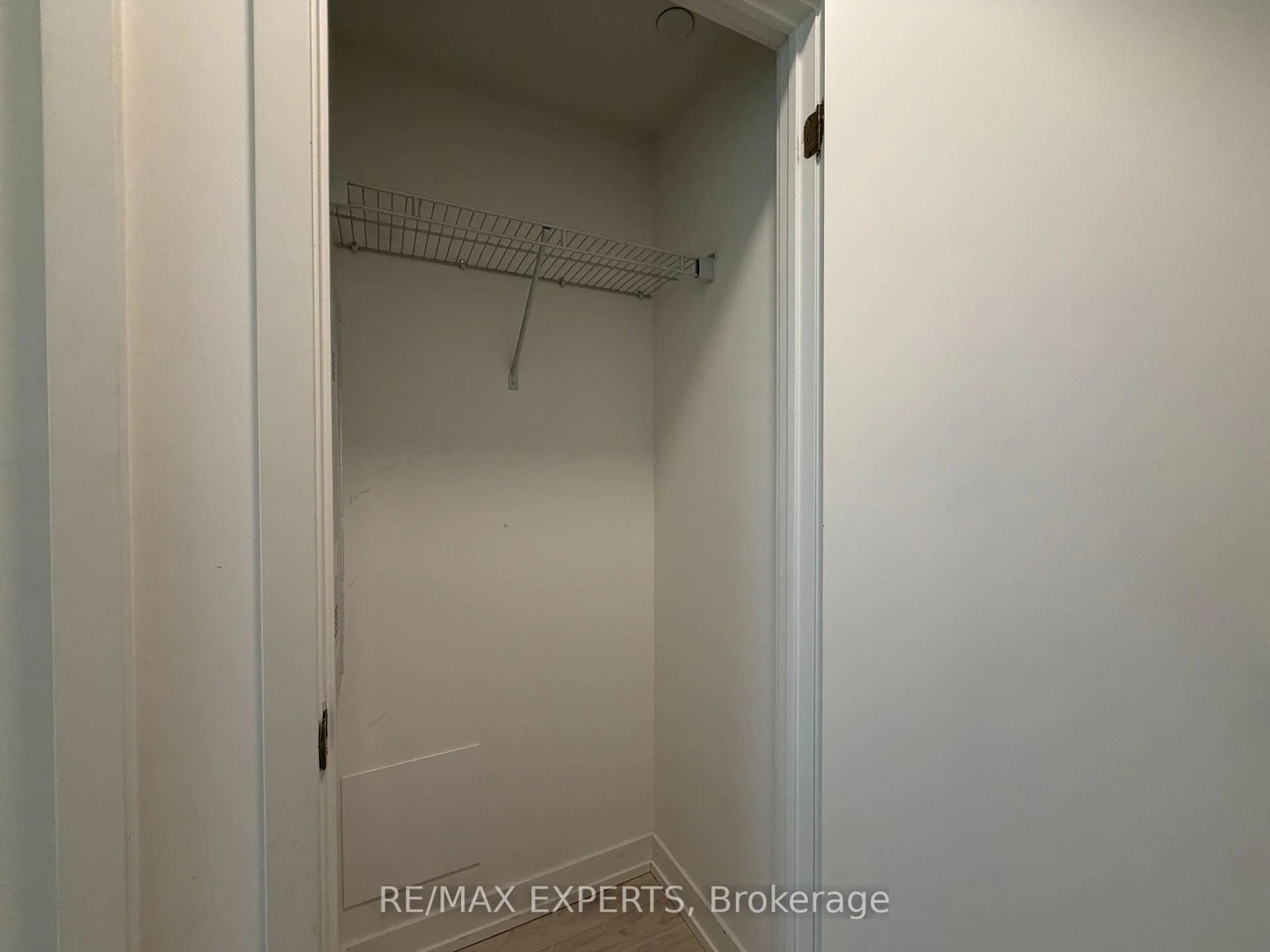 Photo 8 of Unit 431, 181 Sheppard Avenue E, North York, Willowdale East — HOMEH