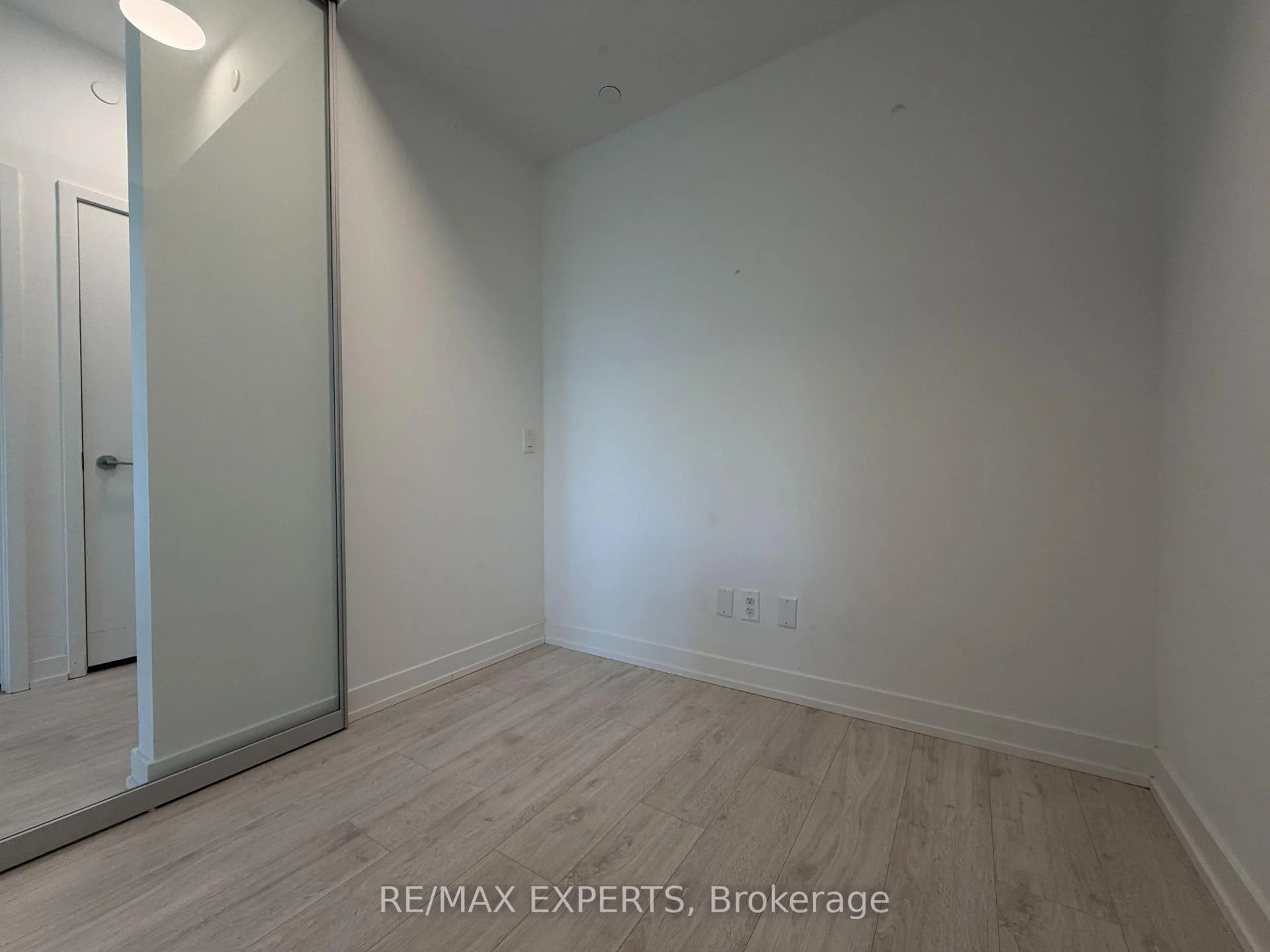Photo 16 of Unit 431, 181 Sheppard Avenue E, North York, Willowdale East — HOMEH
