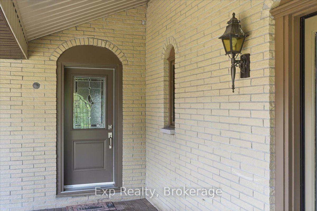 Photo 9 of 126 Casey Road, Belleville, Thurlow Ward — HOMEH