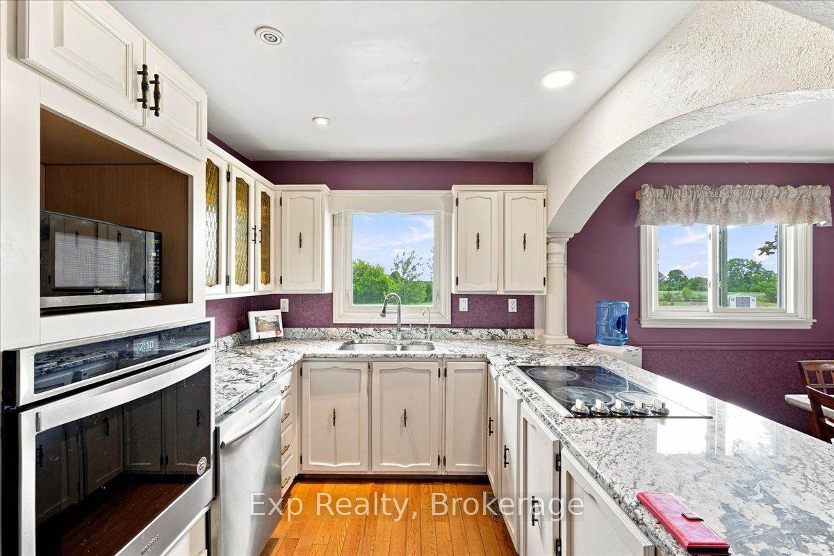 Photo 15 of 126 Casey Road, Belleville, Thurlow Ward — HOMEH