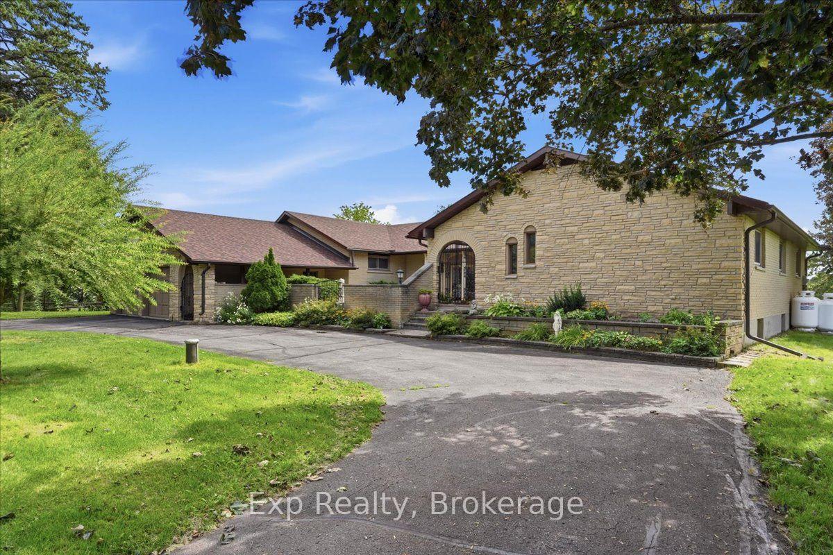 Photo 45 of 126 Casey Road, Belleville, Thurlow Ward — HOMEH
