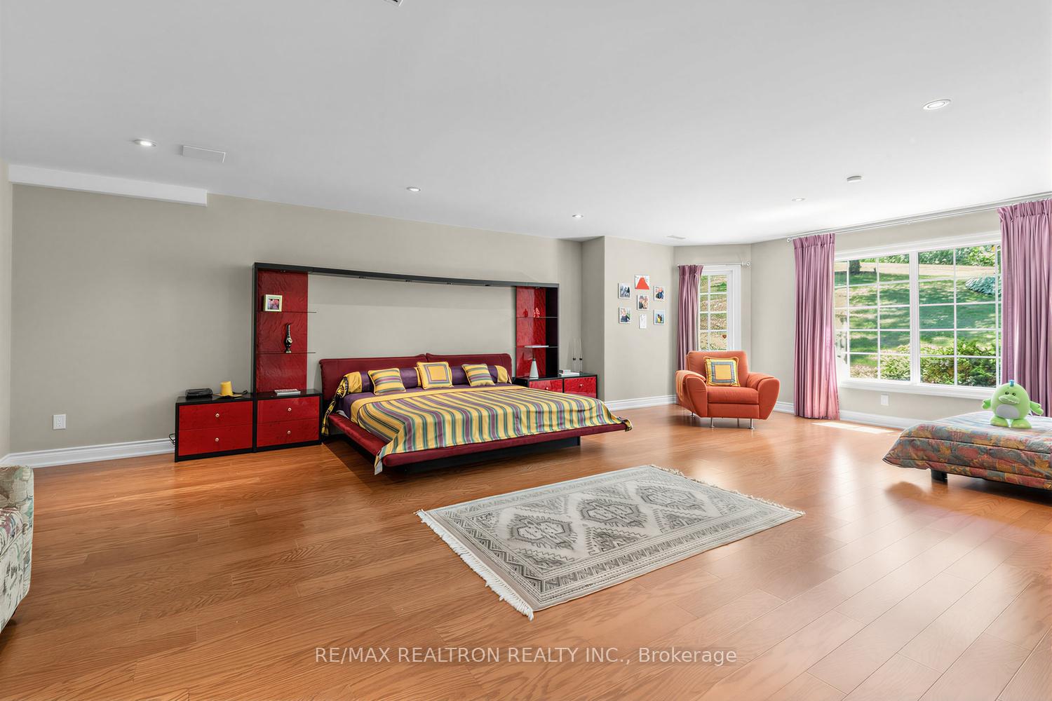Photo 37 of 7 Gilbert Drive, Aurora, Aurora Estates — HOMEH