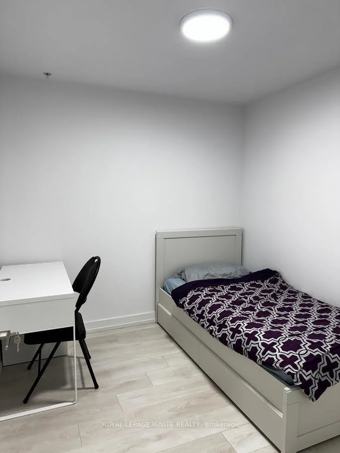 Photo 4 of Unit 912, 75 James Street S, Hamilton, Corktown — HOMEH