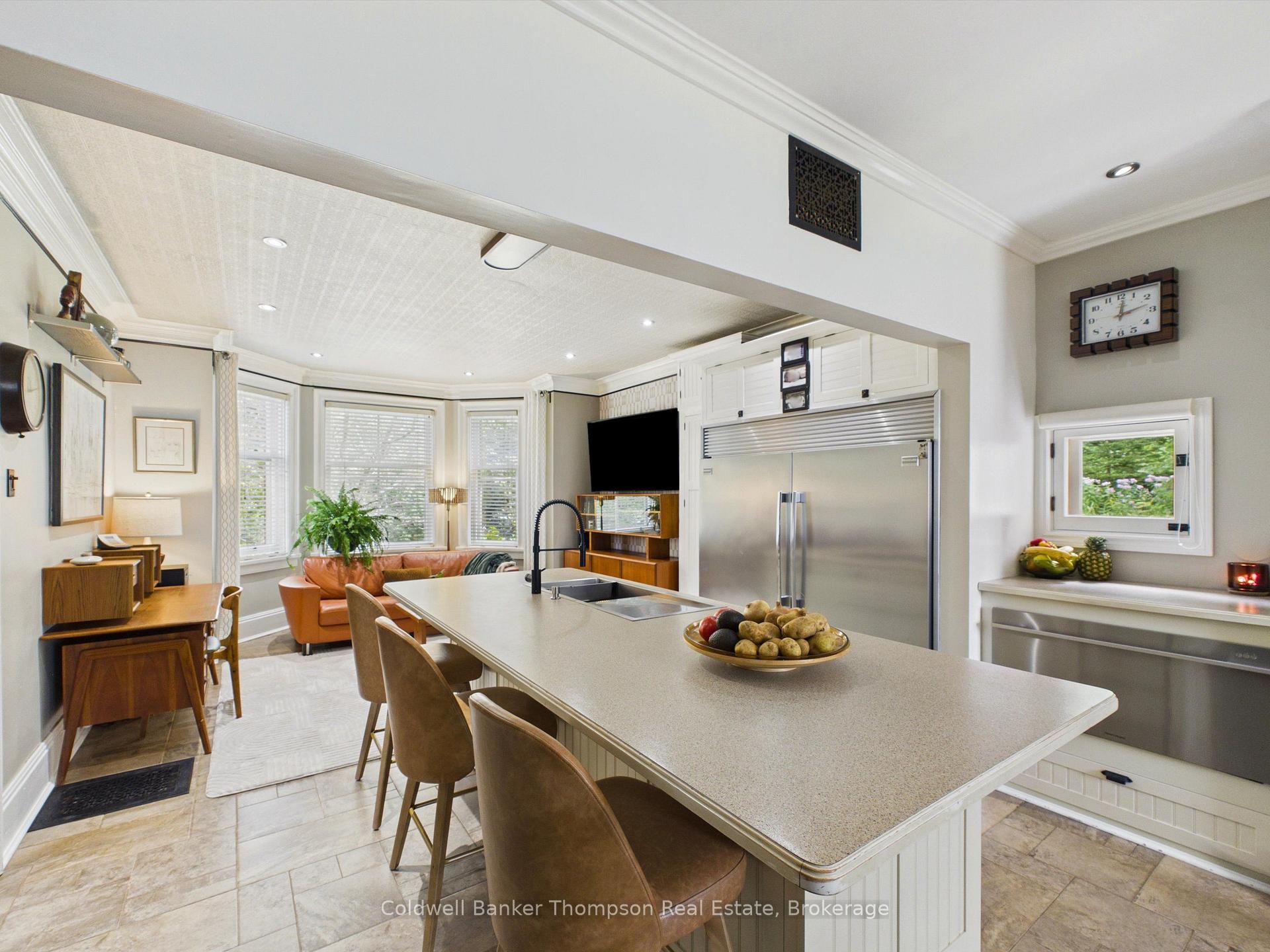 Photo 4 of 120 Sharpe Street, Burk's Falls — HOMEH