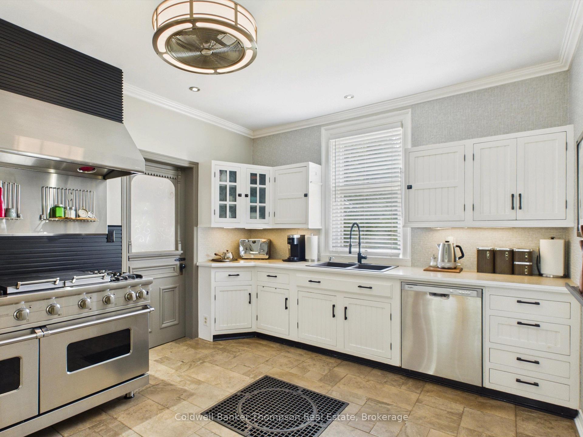 Photo 5 of 120 Sharpe Street, Burk's Falls — HOMEH