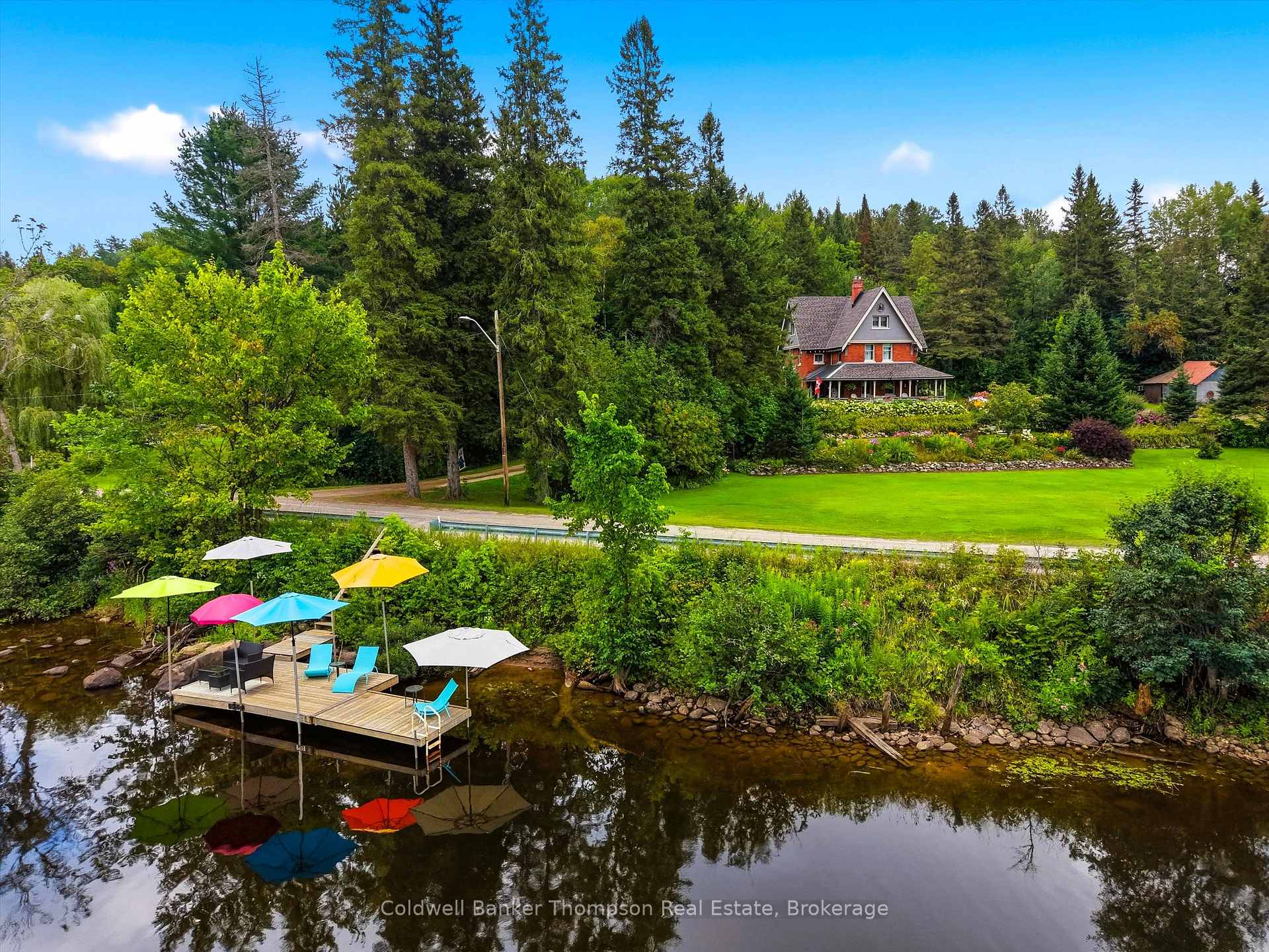 Photo 35 of 120 Sharpe Street, Burk's Falls — HOMEH
