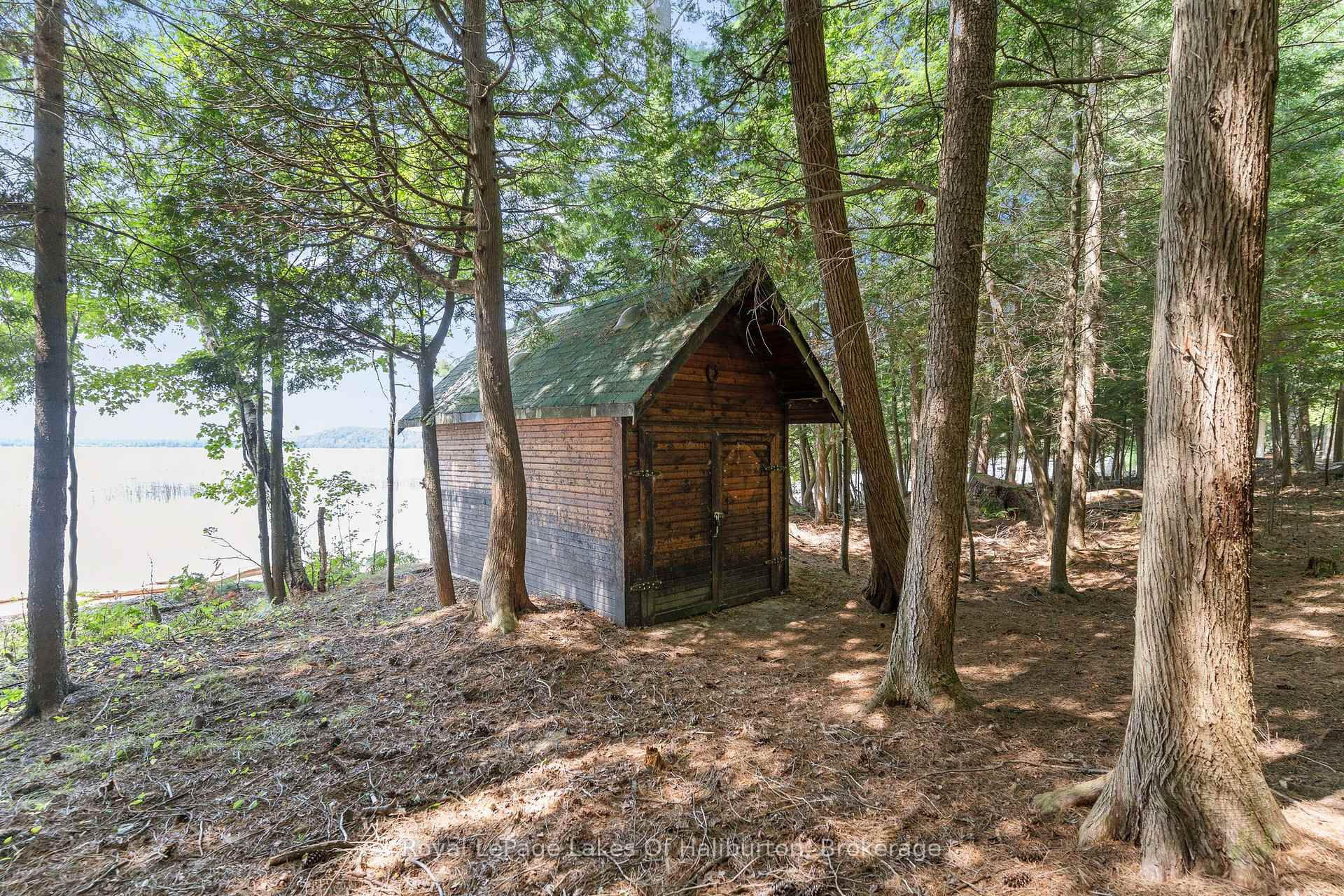 Photo 10 of 1046 Placid Lane, Algonquin Highlands, Stanhope — HOMEH
