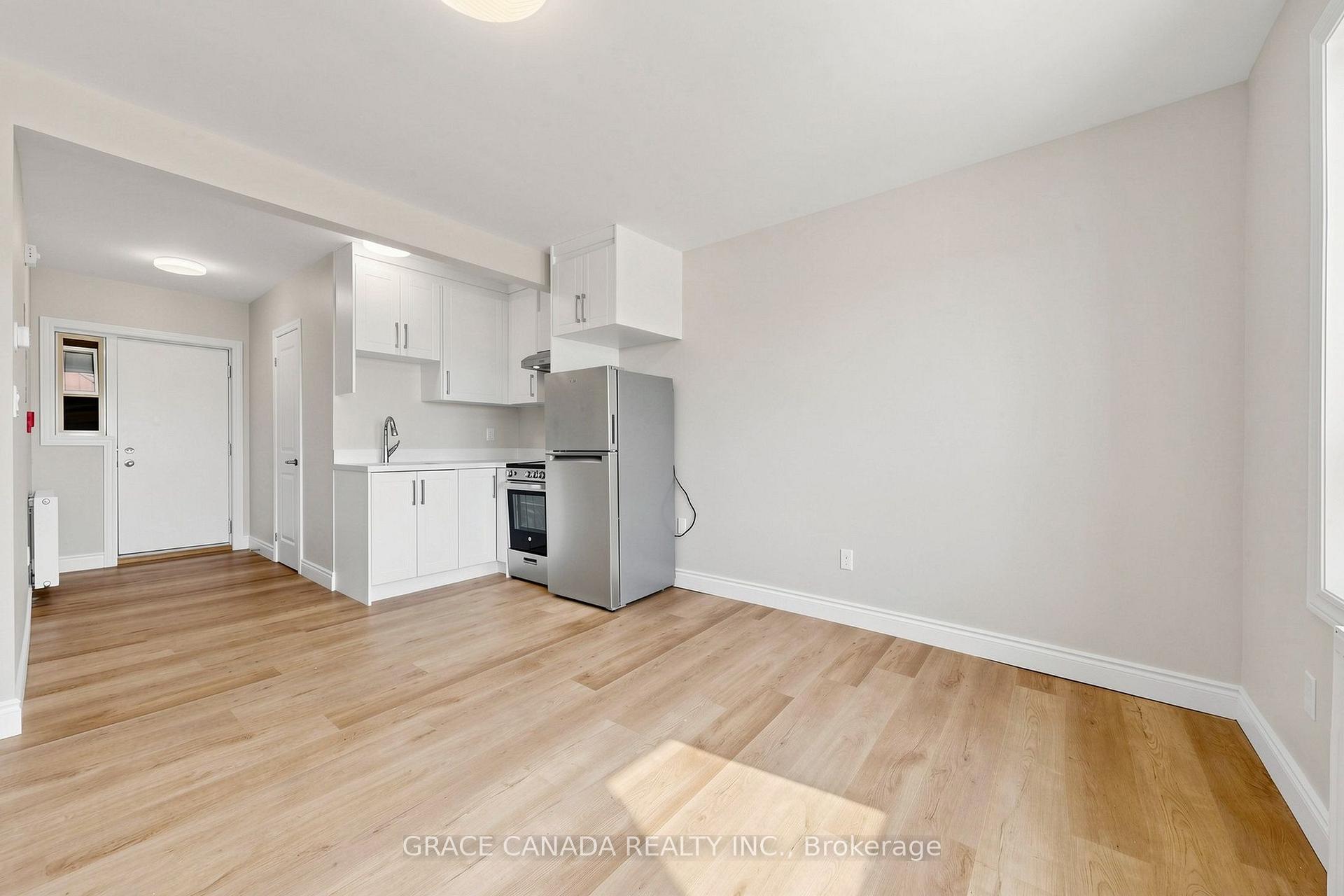 Photo 6 of 65 Sanford Avenue S, Hamilton, St. Clair — HOMEH