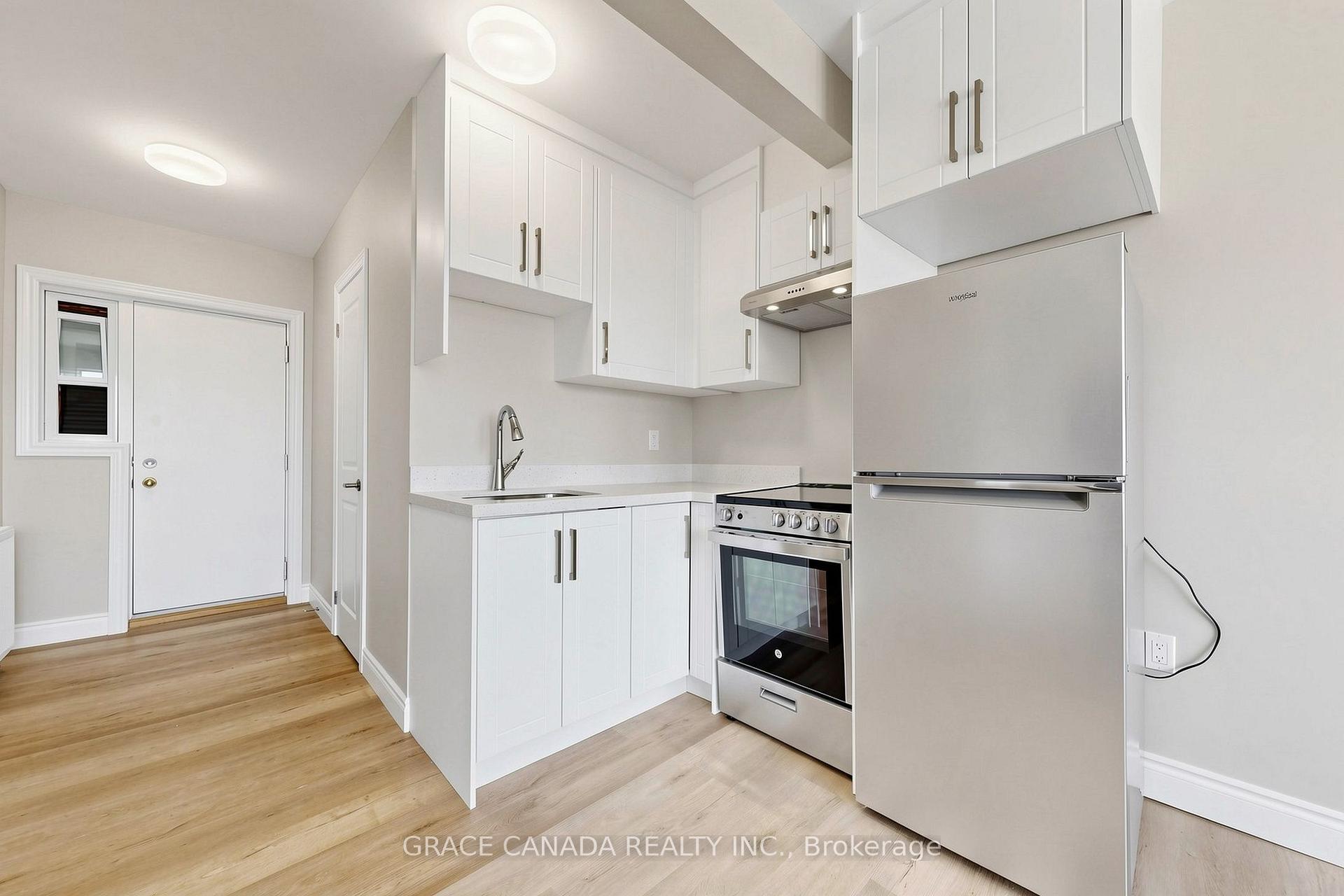 Photo 7 of 65 Sanford Avenue S, Hamilton, St. Clair — HOMEH