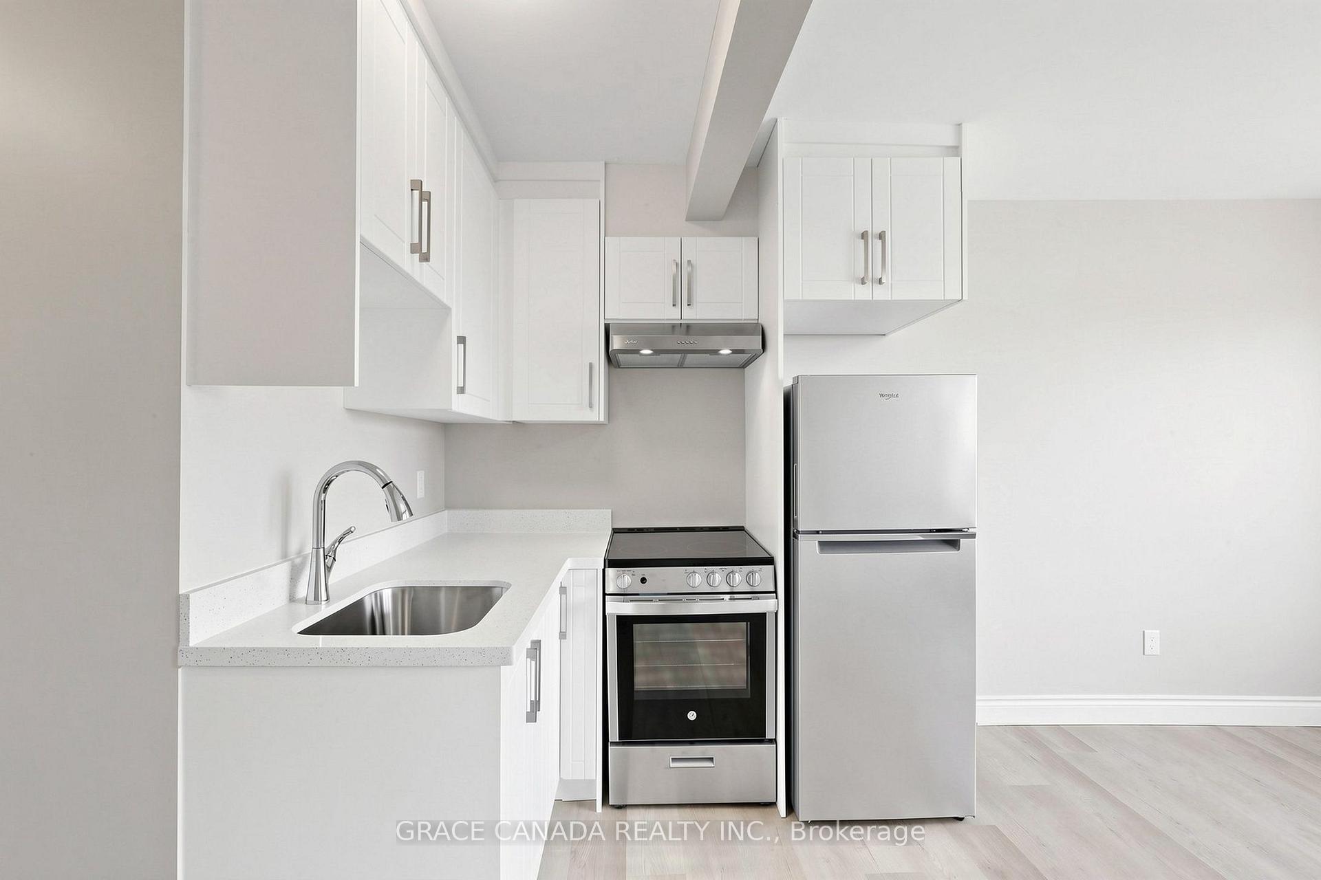 Photo 8 of 65 Sanford Avenue S, Hamilton, St. Clair — HOMEH