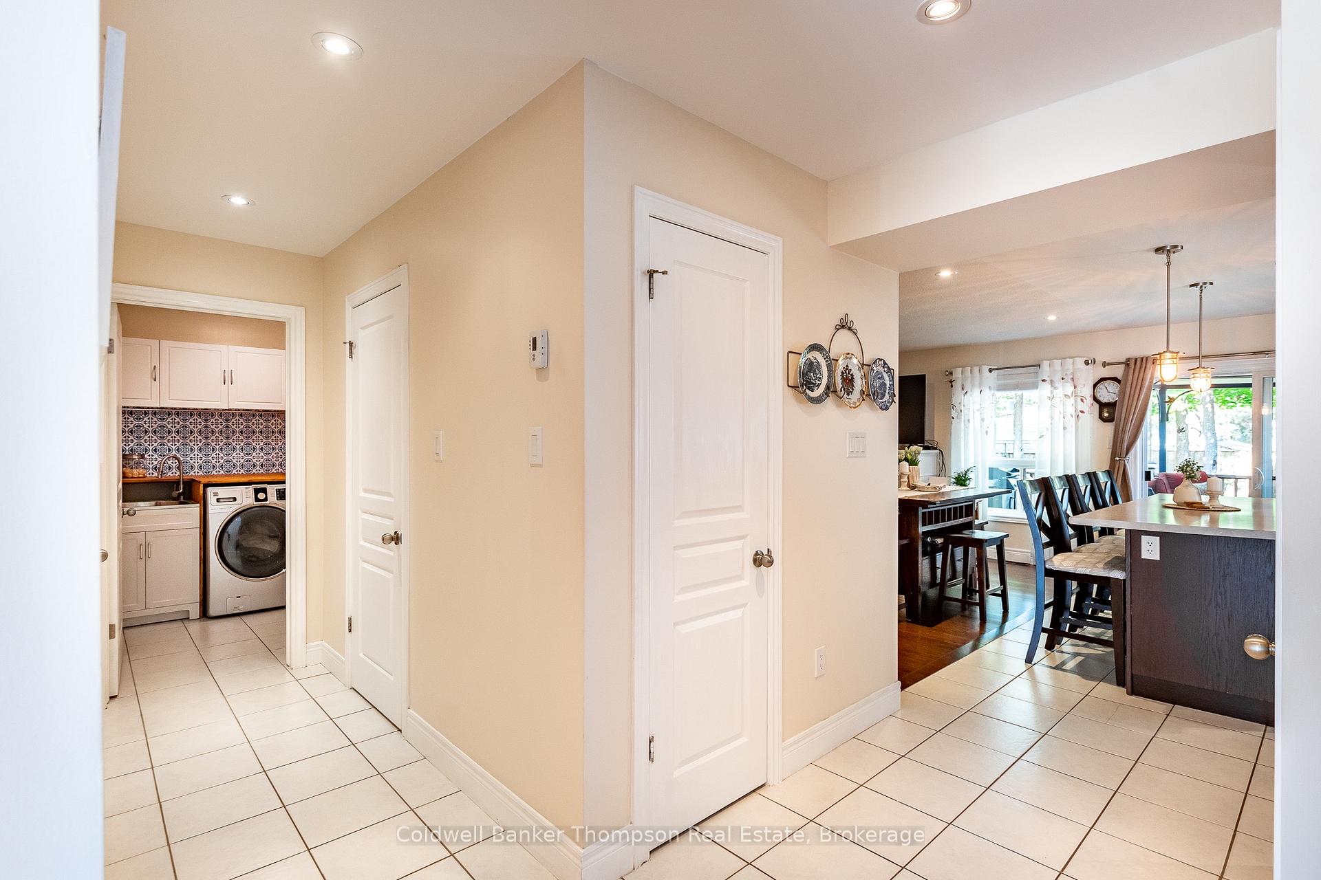 Photo 13 of 250 Pine Street, Gravenhurst, Muskoka (S) — HOMEH
