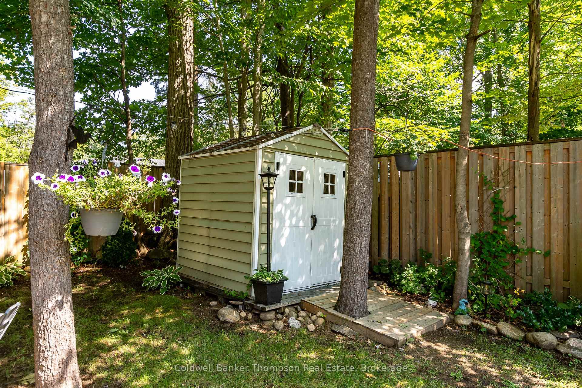 Photo 42 of 250 Pine Street, Gravenhurst, Muskoka (S) — HOMEH