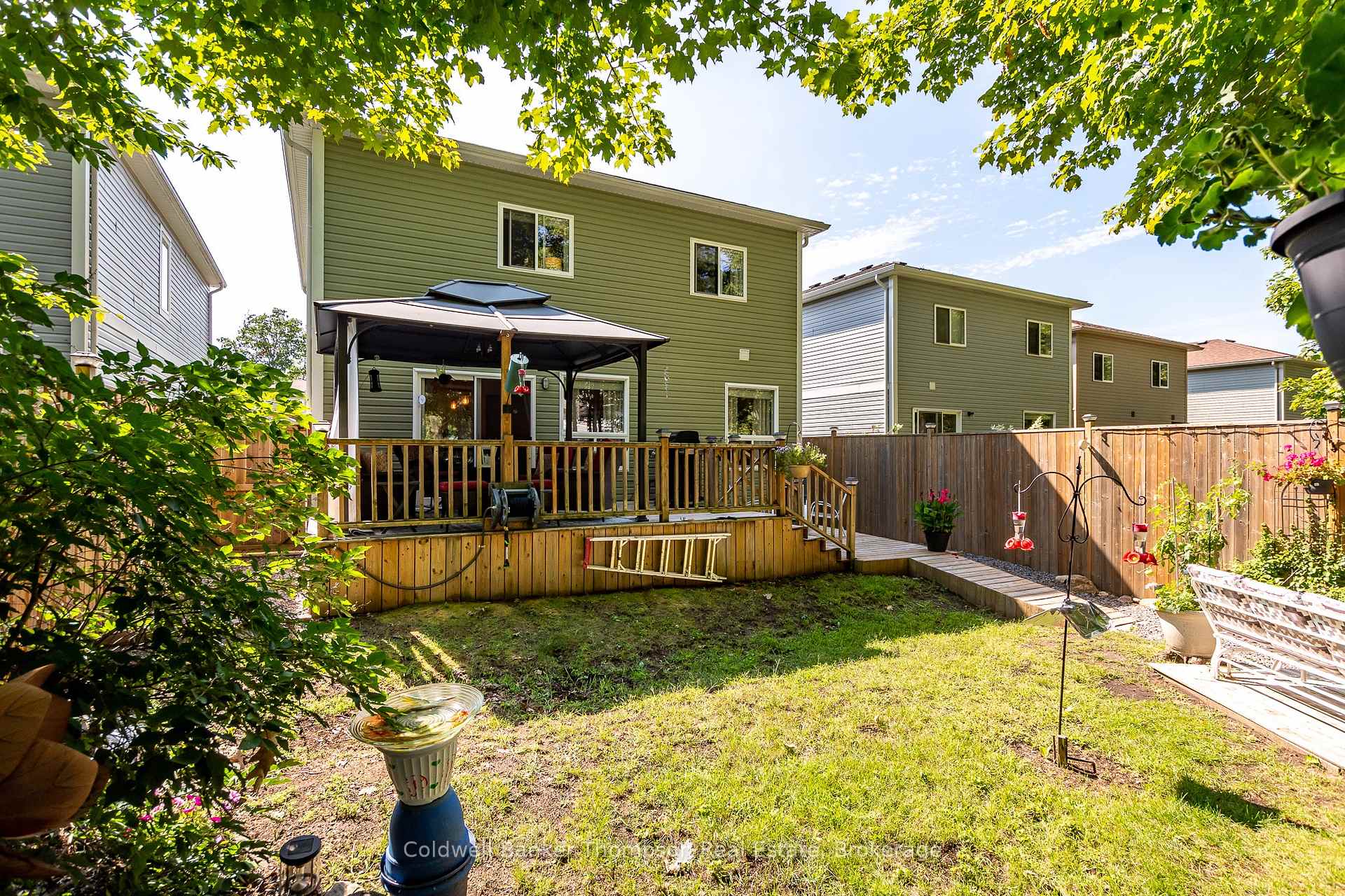 Photo 43 of 250 Pine Street, Gravenhurst, Muskoka (S) — HOMEH