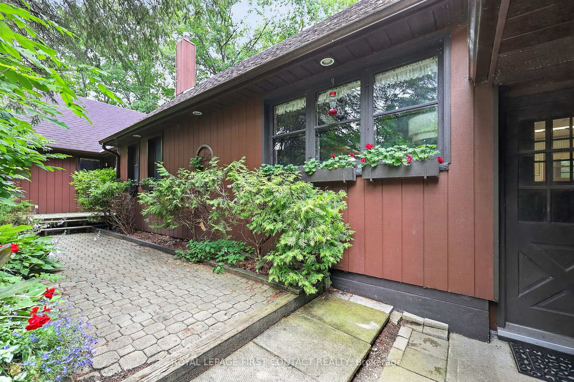 Photo 5 of 29 Doran Road, Springwater, Midhurst — HOMEH