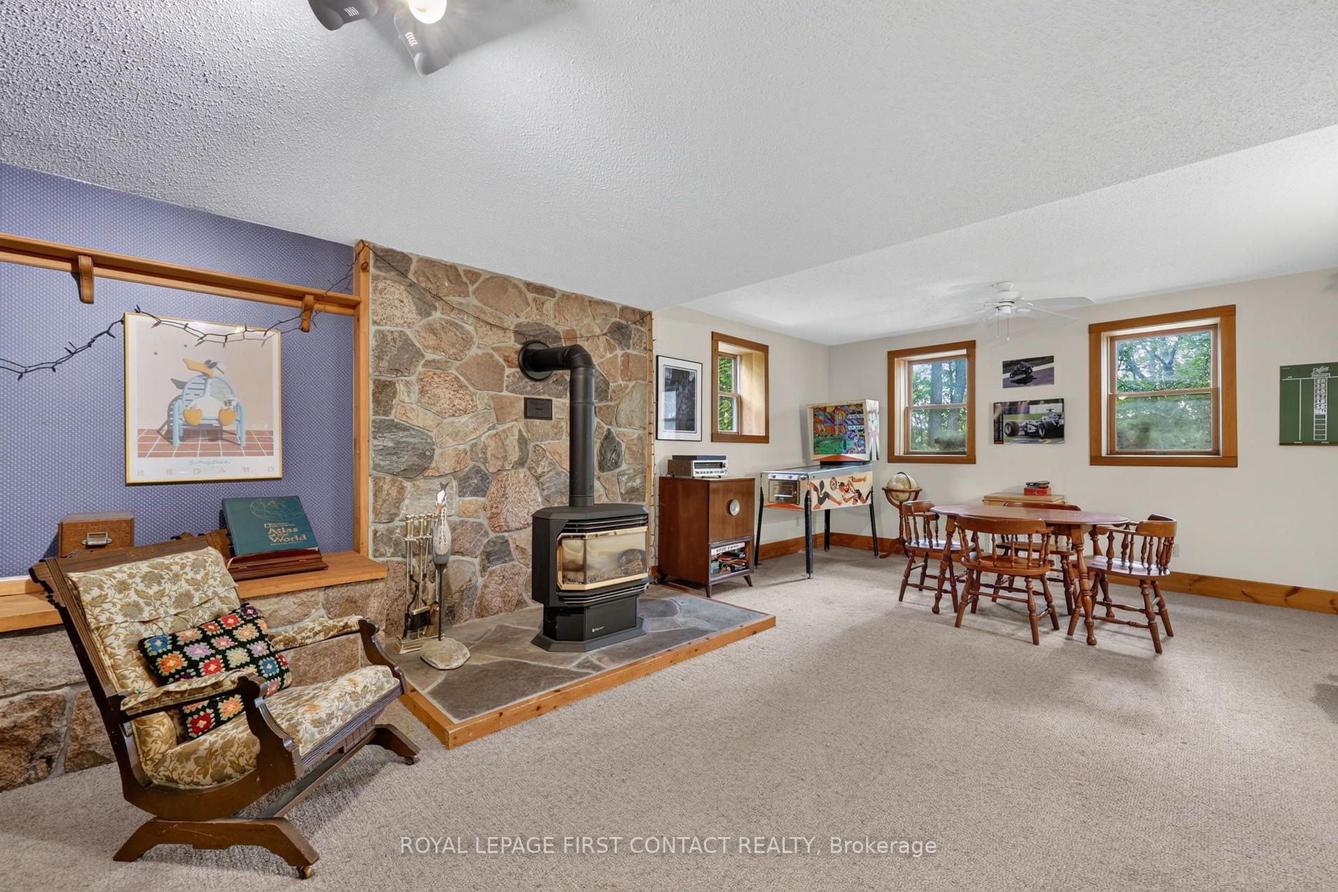 Photo 33 of 29 Doran Road, Springwater, Midhurst — HOMEH