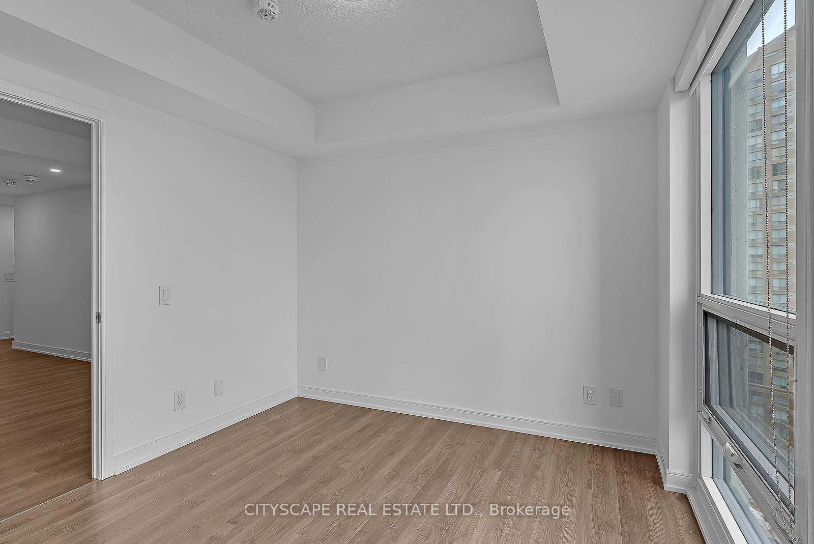 Photo 6 of Unit 910, 30 Samuel Wood Way, Etobicoke, Islington-City Centre West — HOMEH