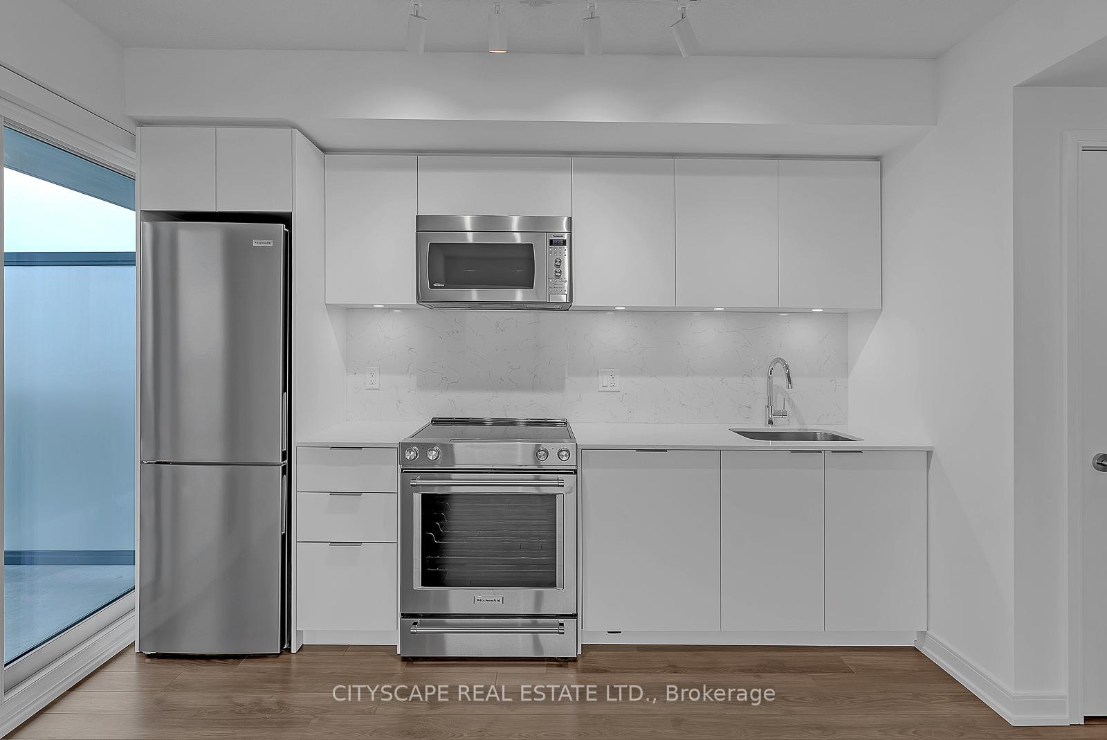 Photo 9 of Unit 910, 30 Samuel Wood Way, Etobicoke, Islington-City Centre West — HOMEH