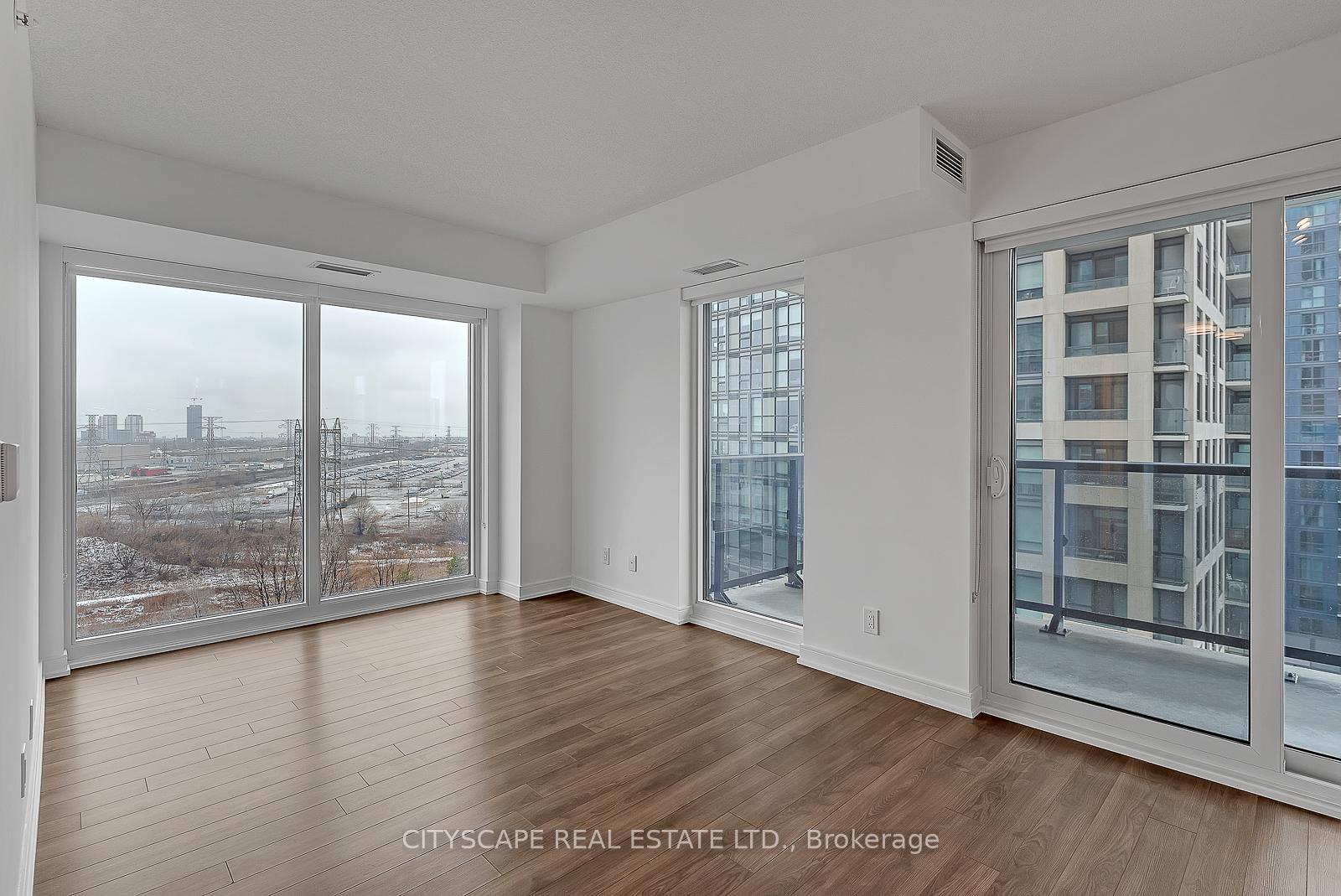 Photo 11 of Unit 910, 30 Samuel Wood Way, Etobicoke, Islington-City Centre West — HOMEH