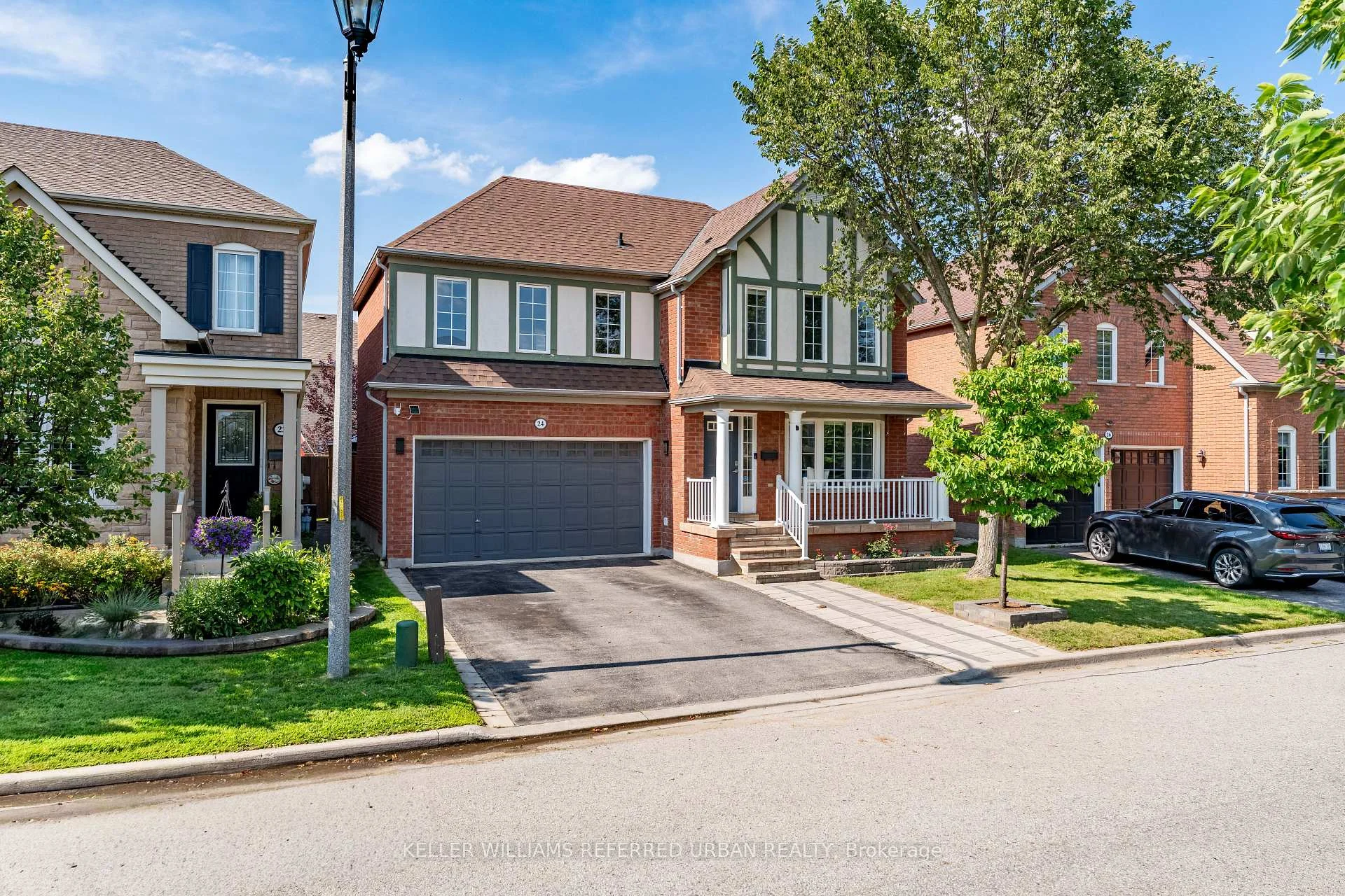 Photo 4 of 24 Bradbury Crescent, Ajax, Northwest Ajax — HOMEH