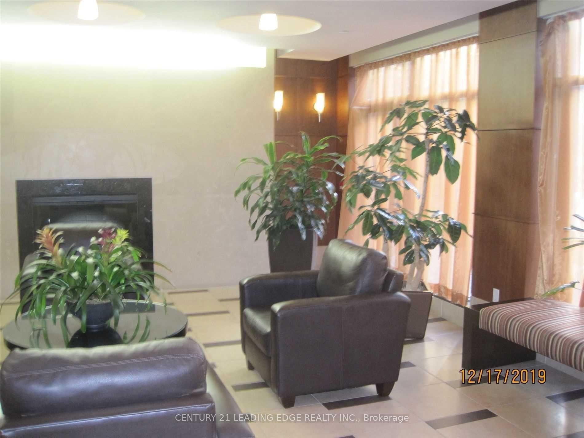 Photo 4 of Unit 511, 10 Northtown Way, North York, Willowdale East — HOMEH