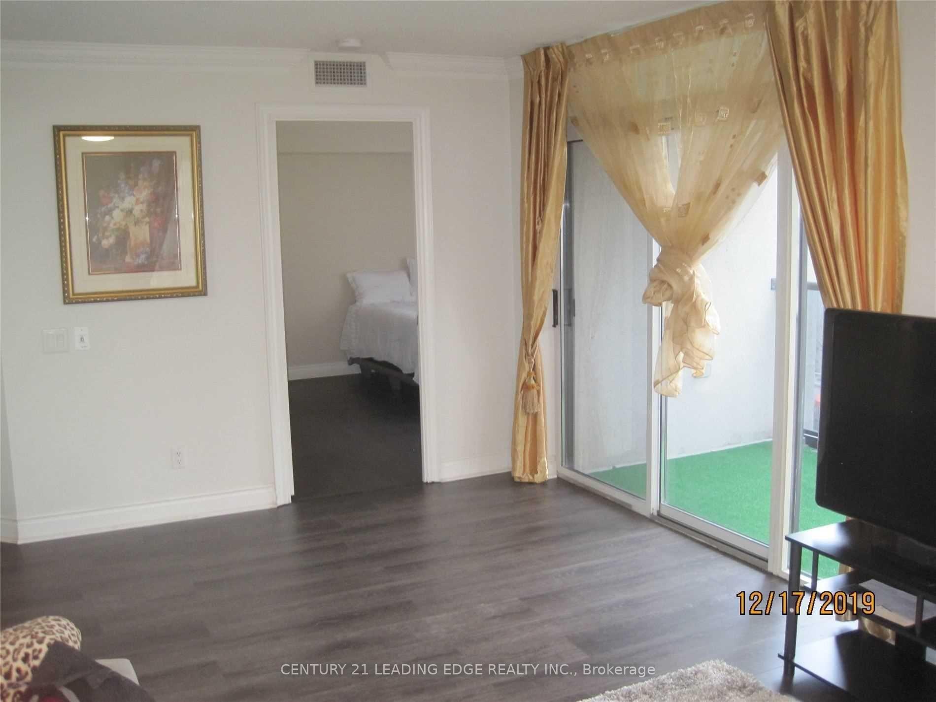 Photo 10 of Unit 511, 10 Northtown Way, North York, Willowdale East — HOMEH