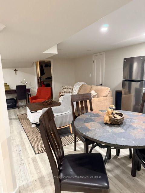 Photo 4 of 20 Fran Drive, Vaughan, West Woodbridge — HOMEH