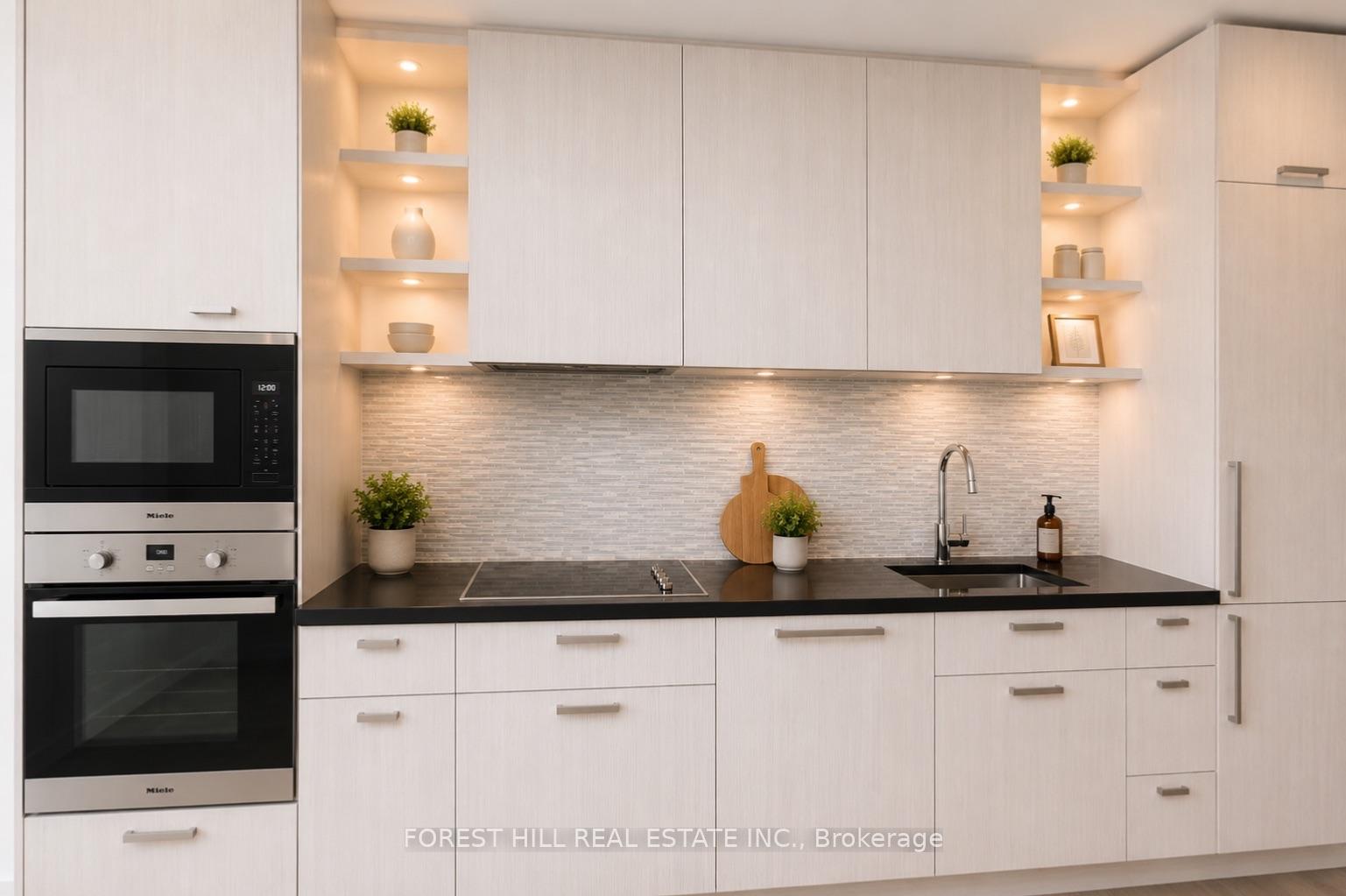 Photo 15 of Unit 306, 32 Davenport Road, Toronto, The Annex — HOMEH