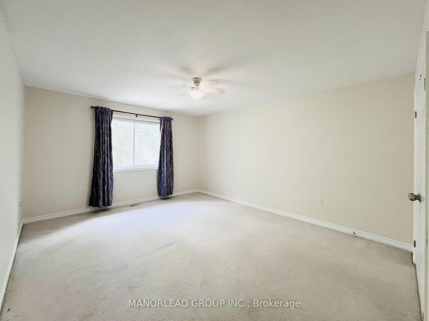 Photo 22 of 42 Parisian Crescent, Barrie, Innis-Shore — HOMEH