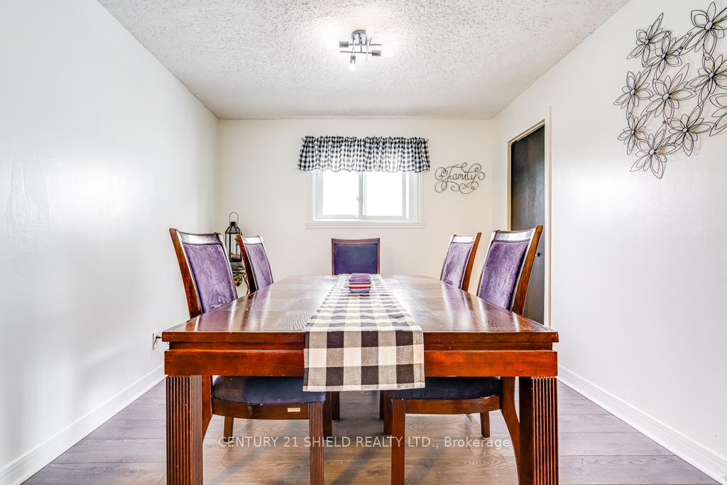 Photo 10 of 803 Leonard Avenue E, Cornwall, Cornwall — HOMEH